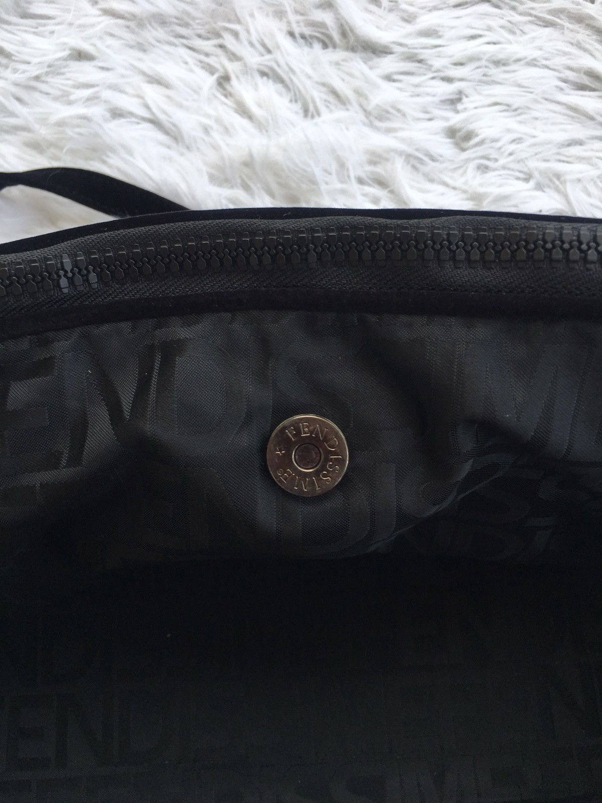 Fendi Rare Vintage Fendissme Shoulder Bag Size ONE SIZE - 12 Thumbnail