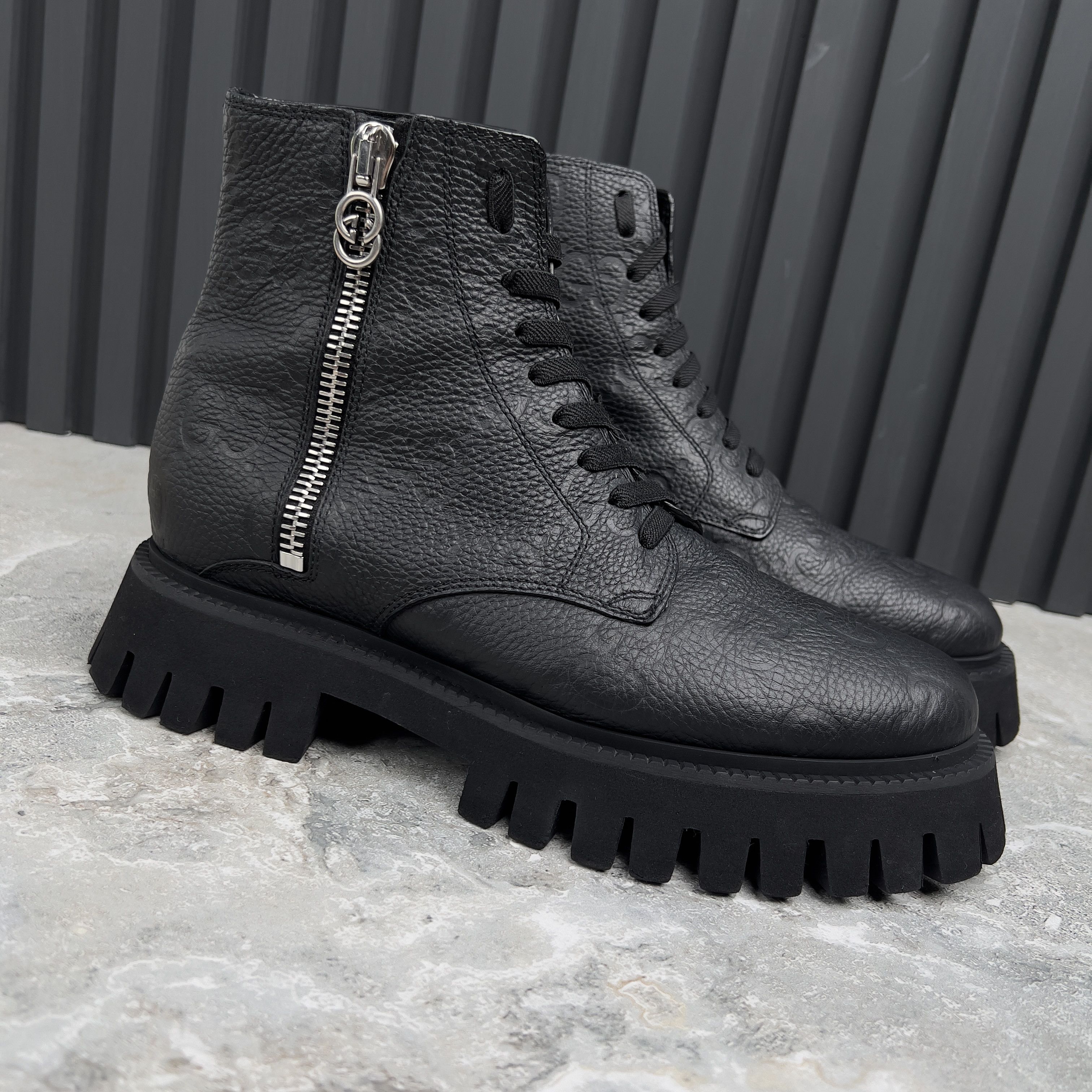 Gucci Gucci Combat Boots Interlocking G Monogram Side Zip Lug Sole Size US 7.5 / EU 40-41 - 5 Thumbnail