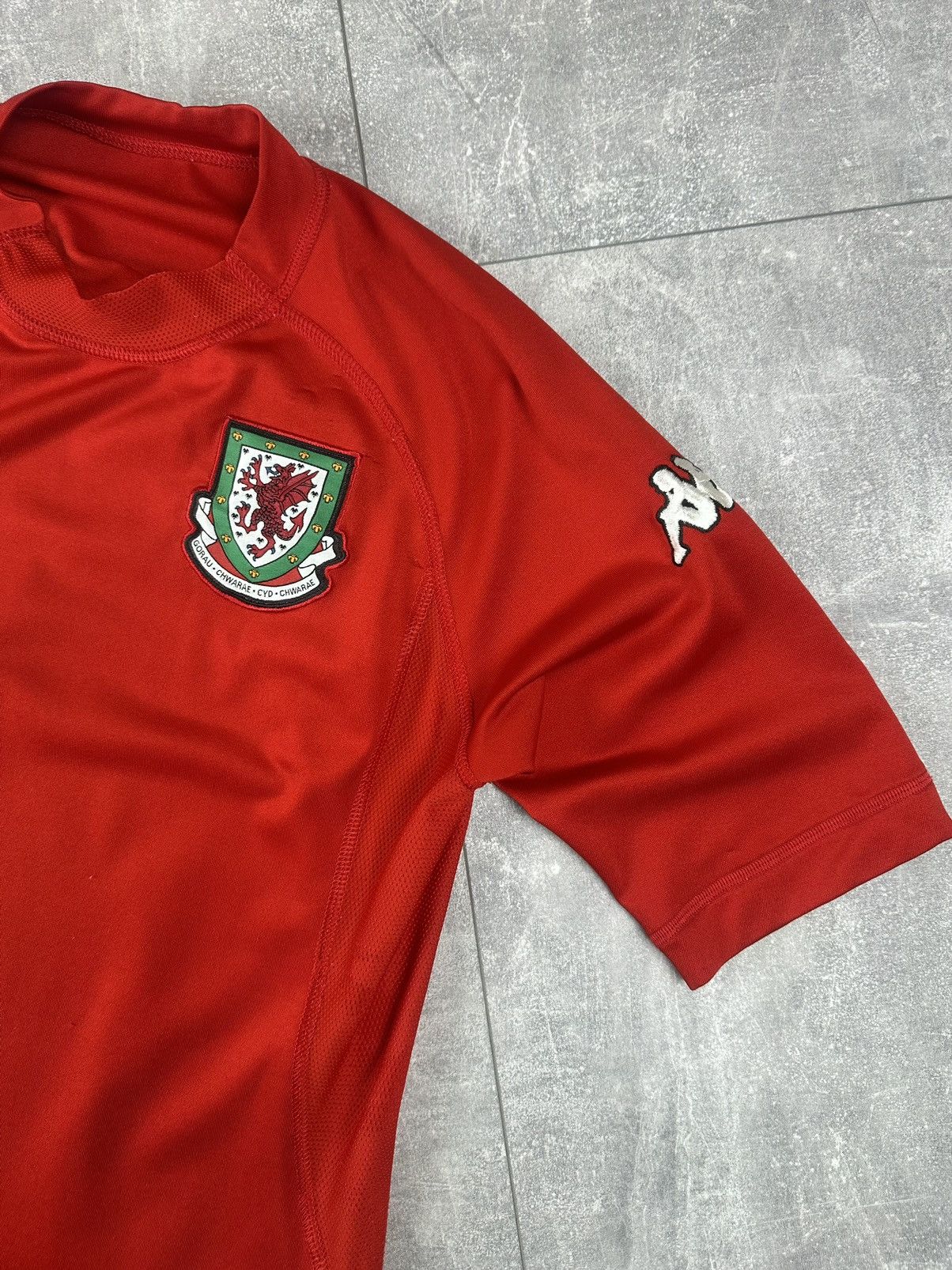 Kappa Kappa Wales 2004/06 Home Soccer Football Jersey Size US S / EU 44-46 / 1 - 5 Thumbnail