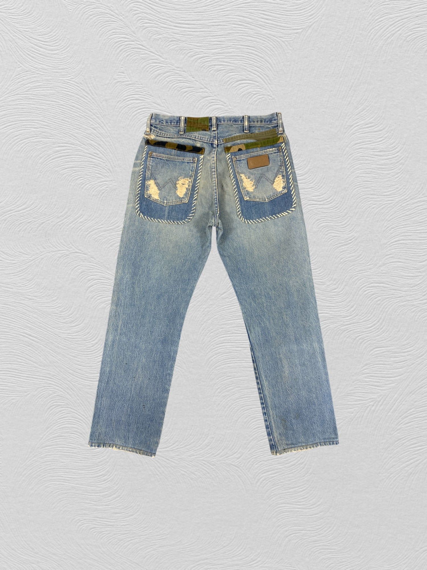 Japanese Brand Distressed Blue Vintage Wrangler Jeans 32x28.5 Denim- JN3525 Size US 32 / EU 48 - 2 Thumbnail