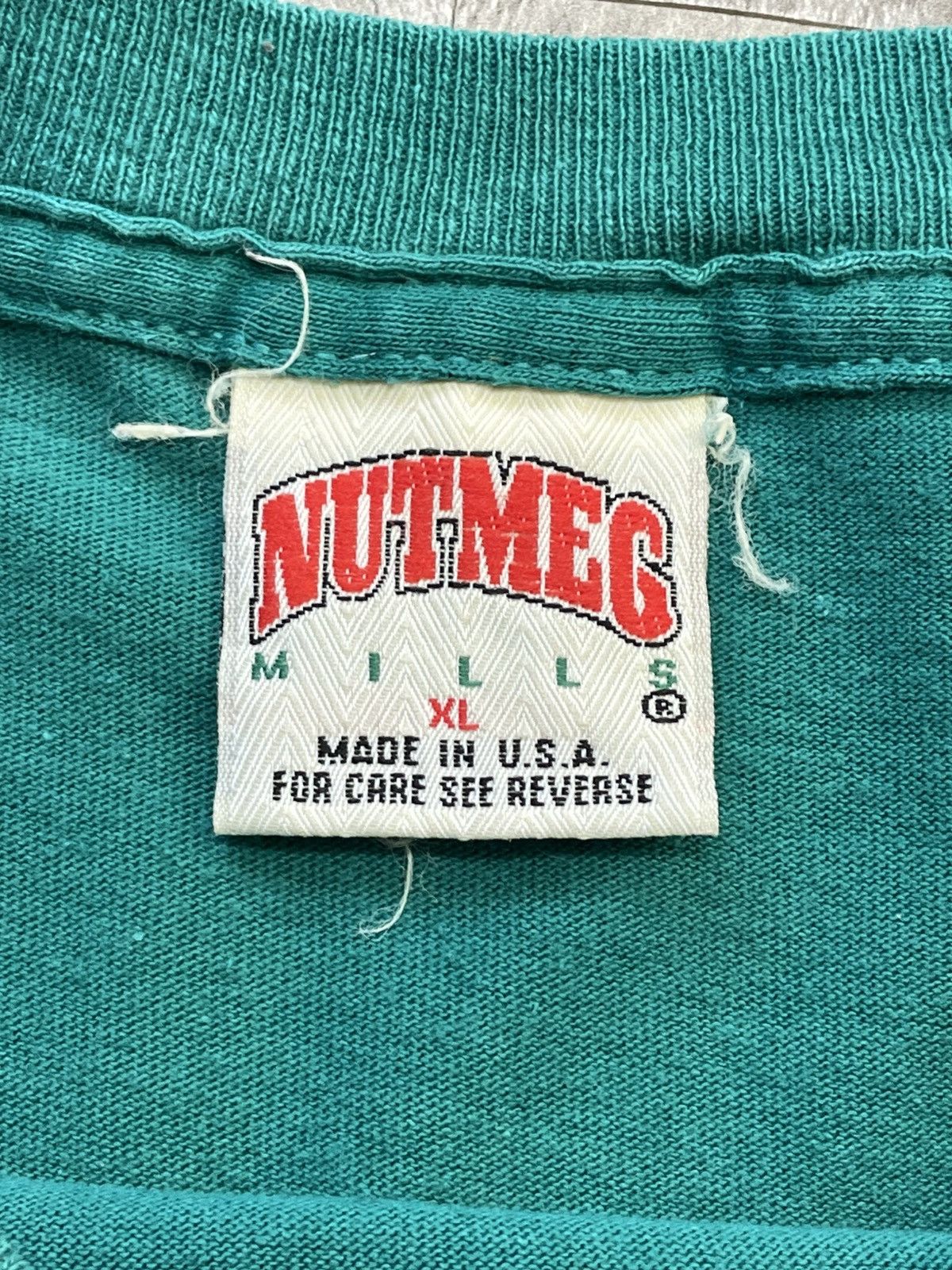Nutmeg Vintage 90s Miami Dolphins NFL T Shirt Nutmeg Made In USA Size US XL / EU 56 / 4 - 8 Thumbnail