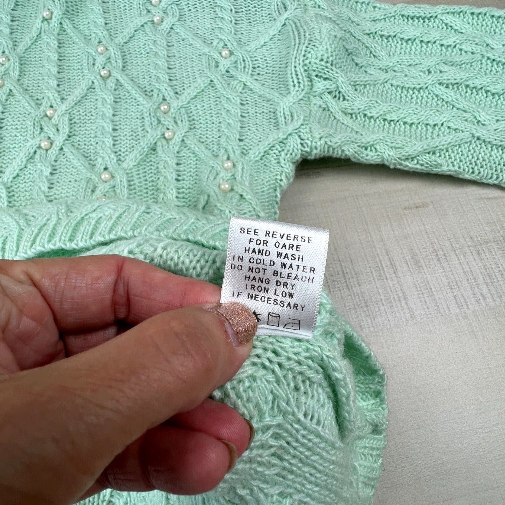 Fashion Nova Fashion Nova Womens Green Cable Knit Sweater Medium Pearl Accent Size M / US 6-8 / IT 42-44 - 5 Thumbnail