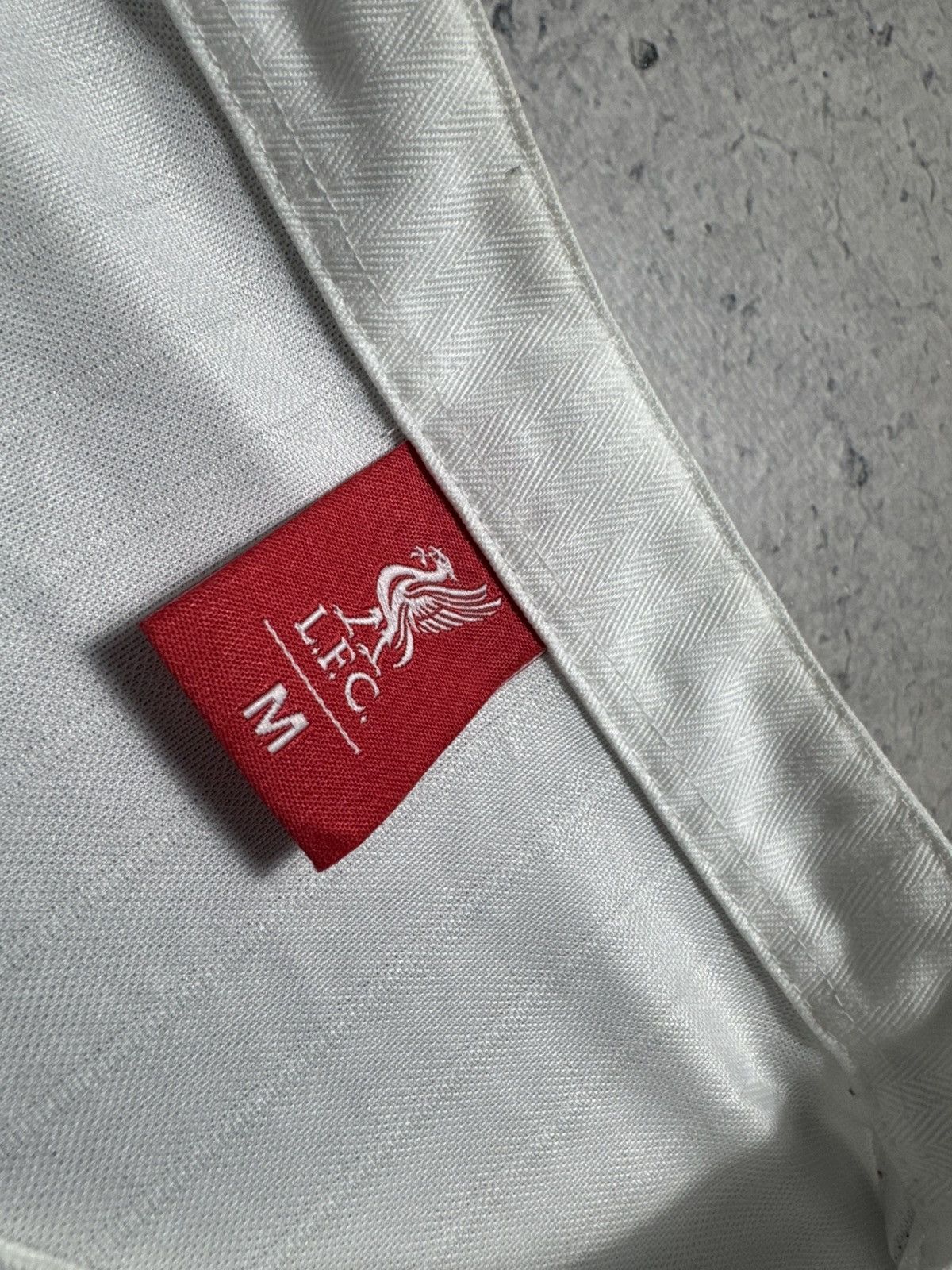 Vintage FC Liverpool 1995/1996 Vintage Soccer Jersey Shirt Size US M / EU 48-50 / 2 - 5 Thumbnail
