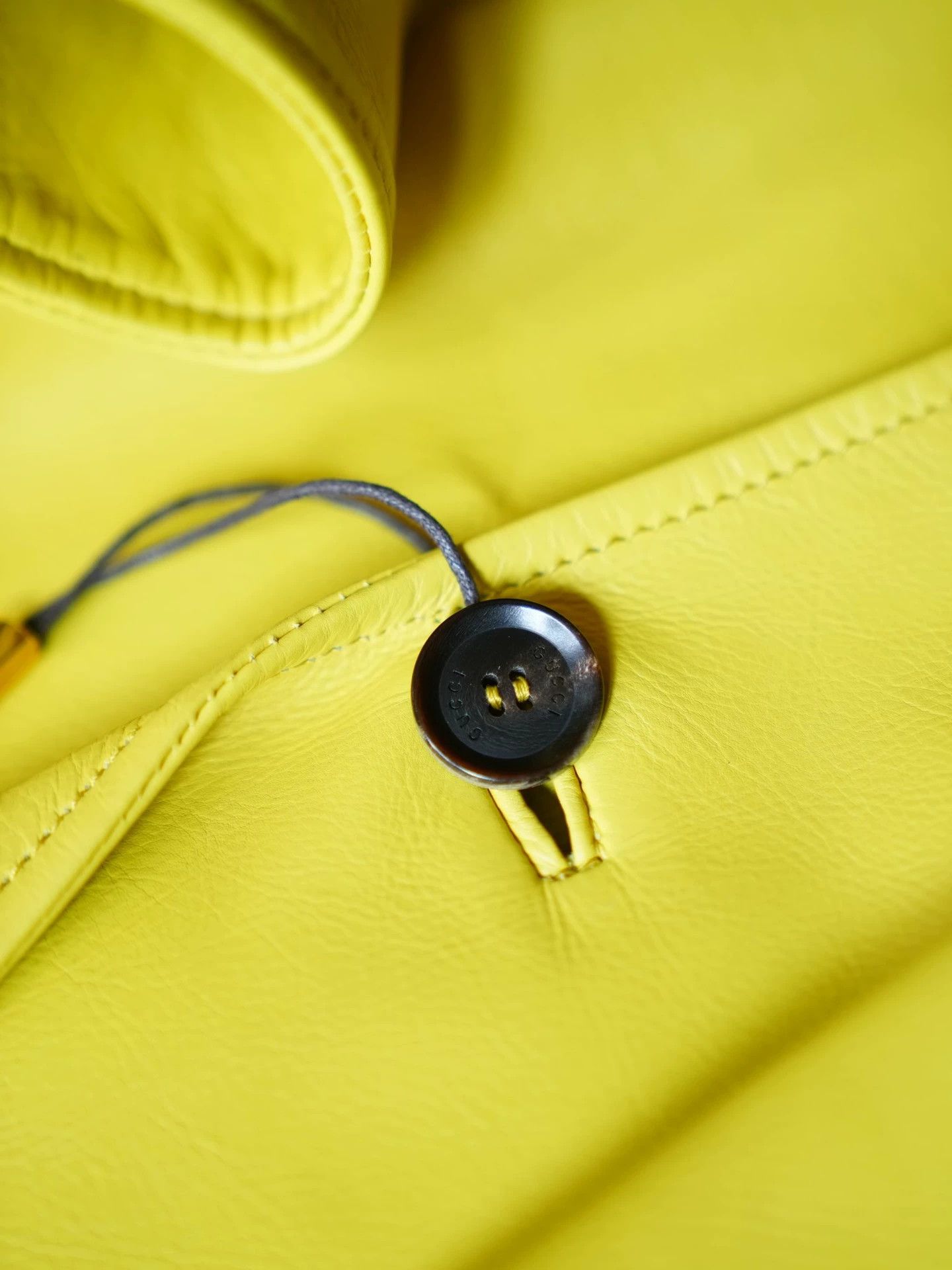 Gucci Gucci Yellow-Green LanternSleeve Leather Jacket XS/S (36) Size XS / US 0-2 / IT 36-38 - 7 Thumbnail