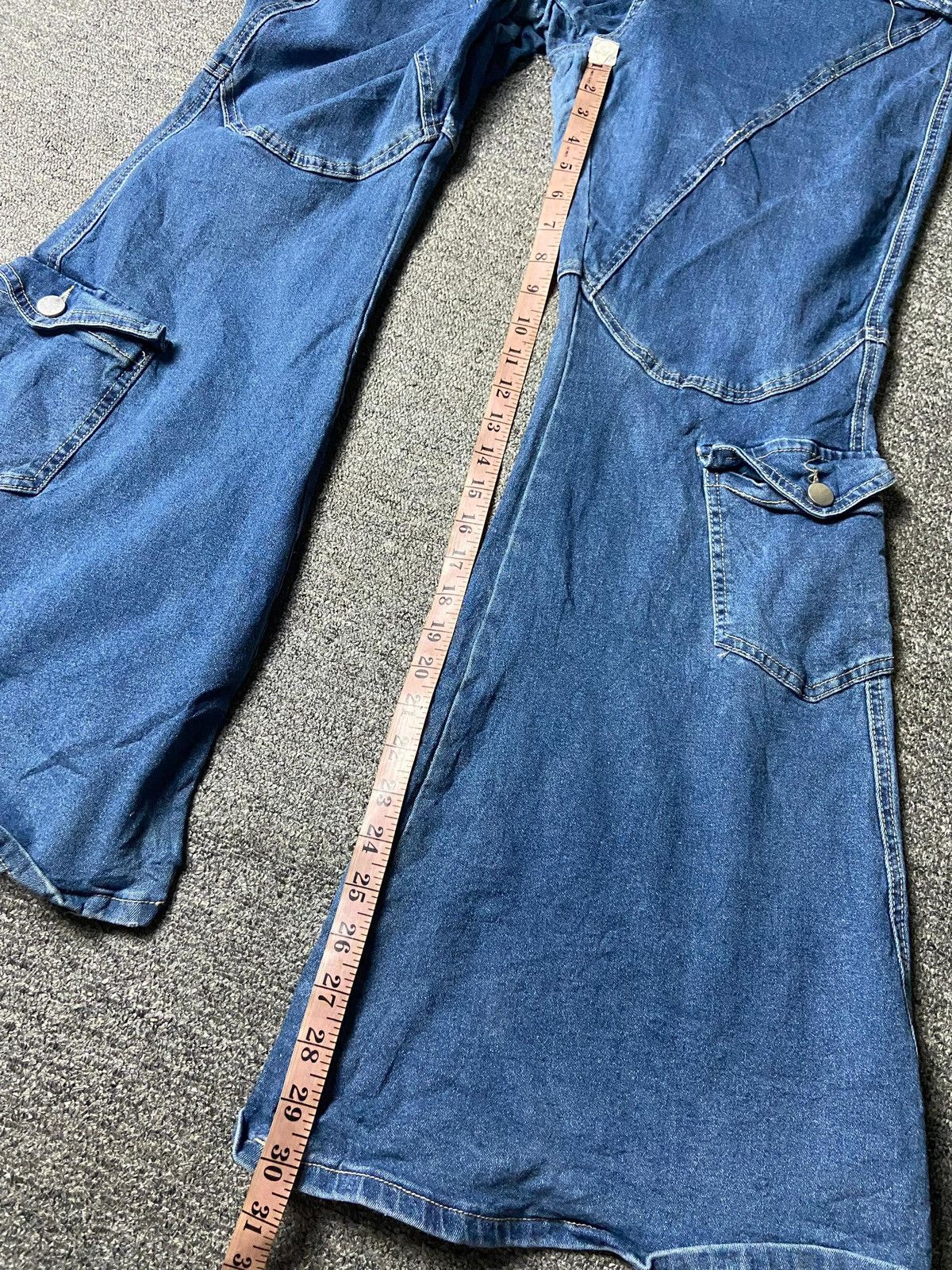 Shein SHEIN Curve Bootcut Cargo Jeans (139) Size 35" - 3 Thumbnail
