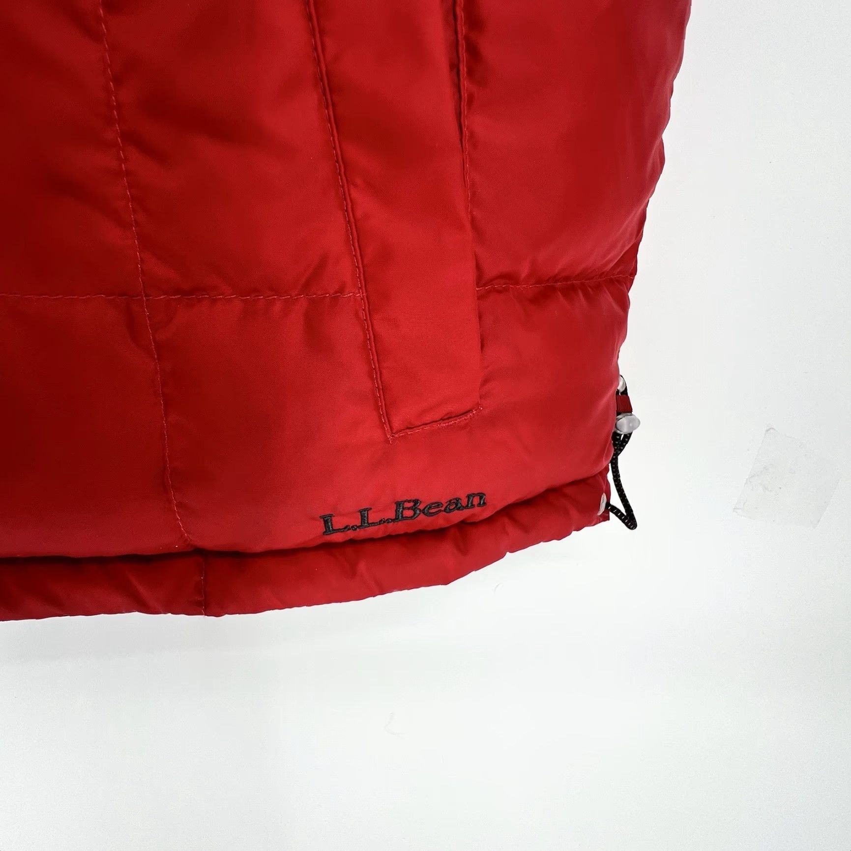 Vintage VINTAGE LL Bean Goose Down Puffer Vest Mens M Black Red Reversible Size US M / EU 48-50 / 2 - 7 Thumbnail