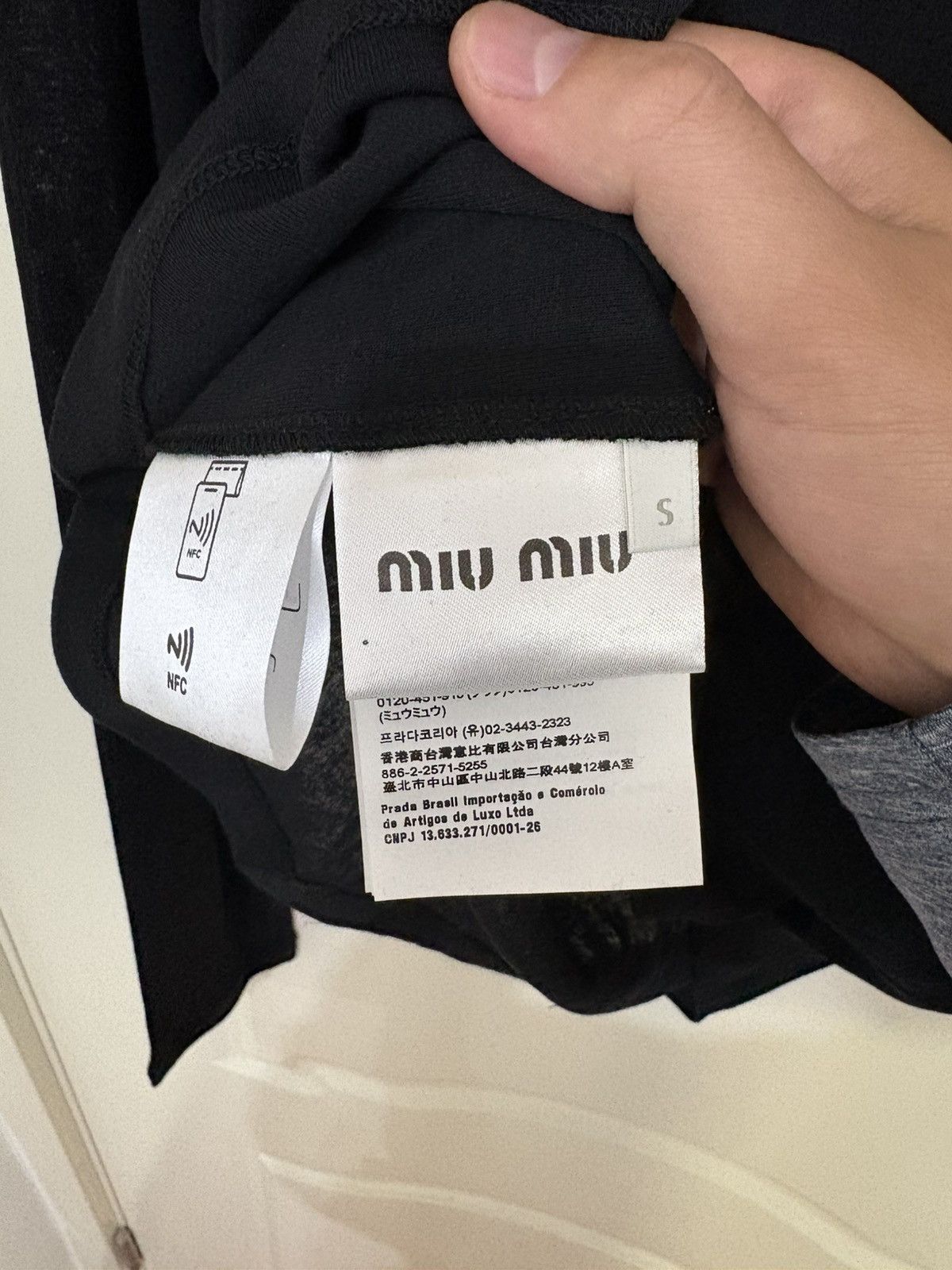 Miu Miu SS25 Polo Logo Tulle Long-Sleeve Shirt Size S / US 4 / IT 40 - 4 Thumbnail
