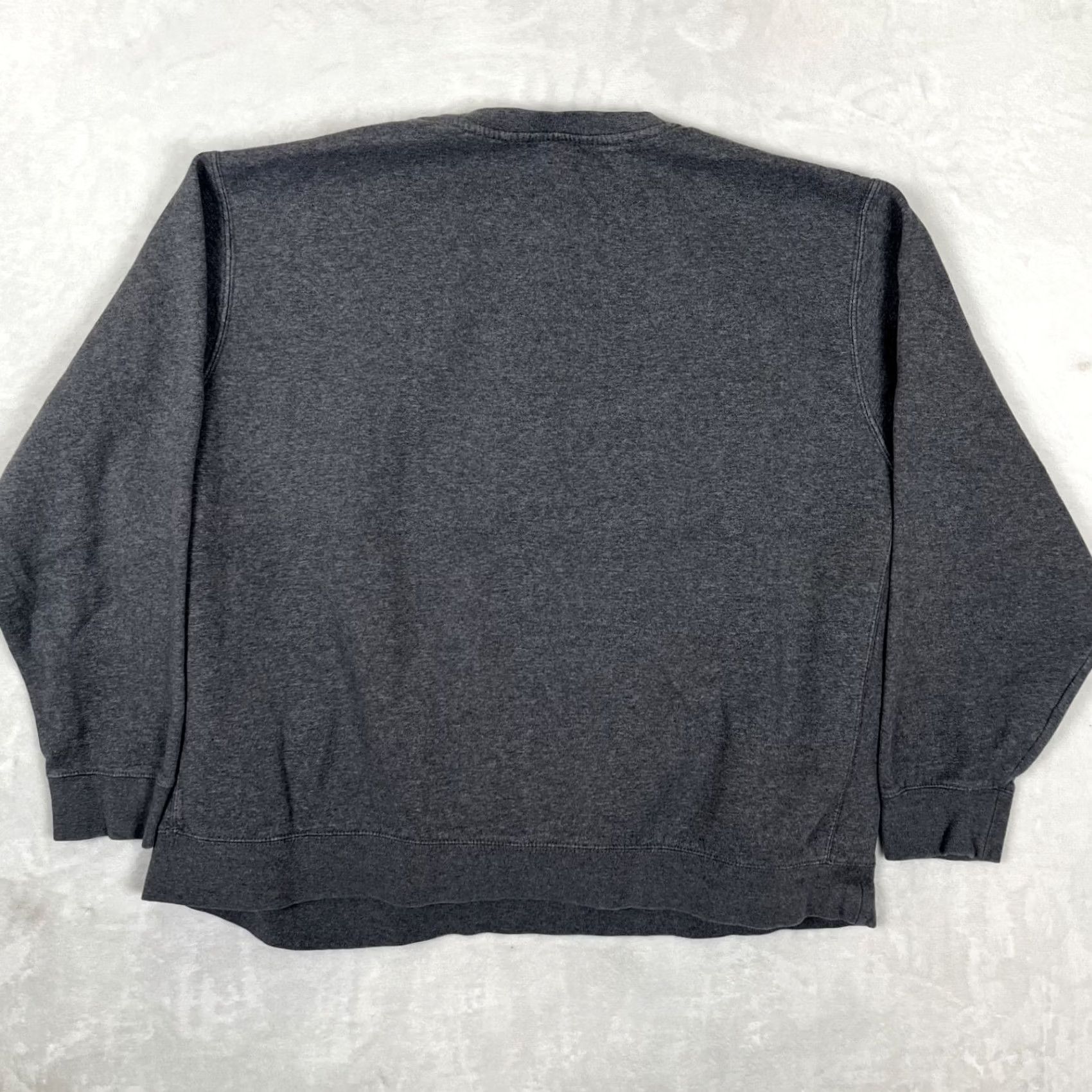 Nike VINTAGE Nike Sweatshirt Crewneck Size 2XL Gray Embroidered Swoosh Y2K Men Size US XXL / EU 58 / 5 - 6 Thumbnail