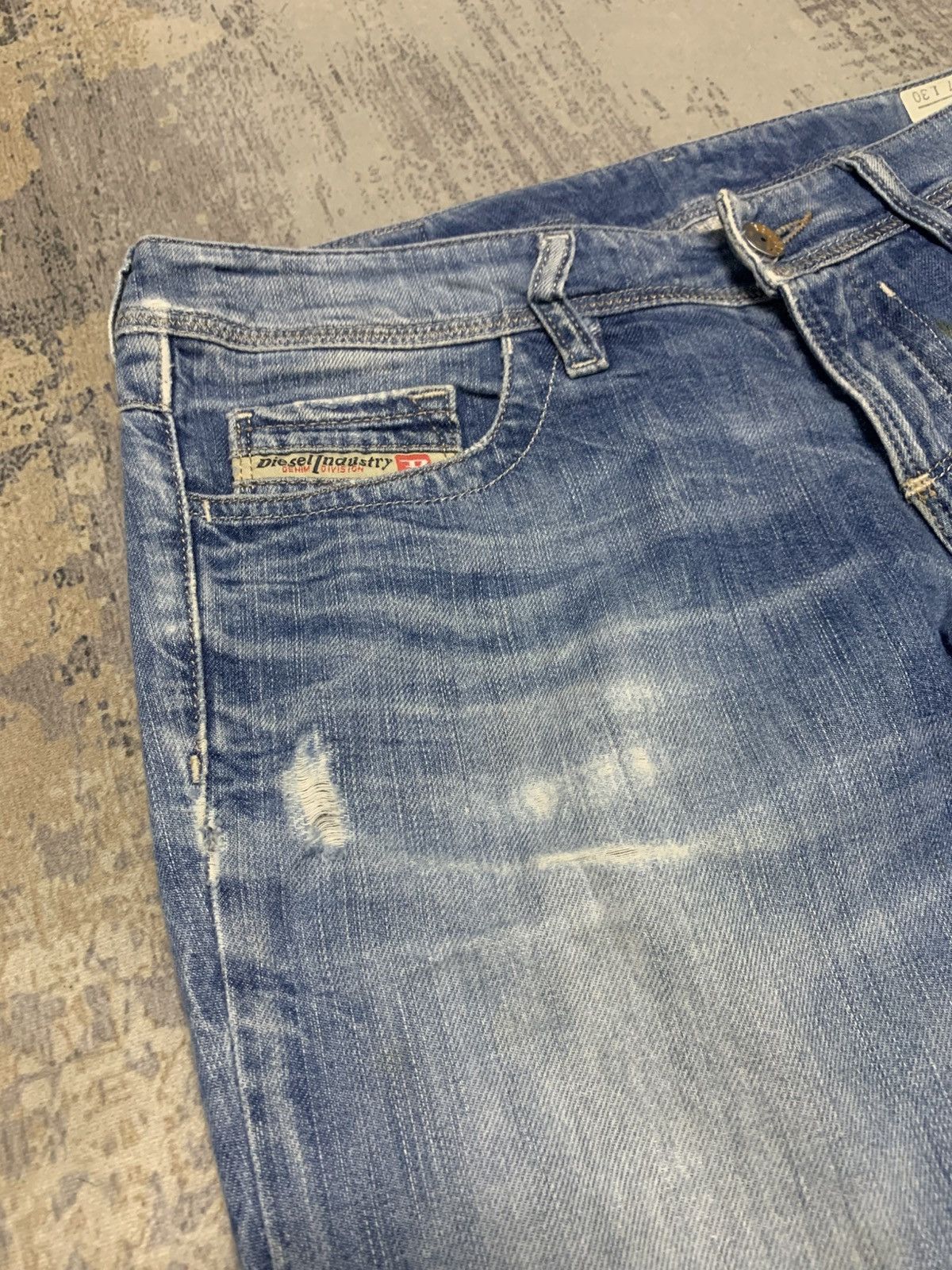 Diesel Vintage Flared Diesel Distressed Jeans Size US 30 / EU 46 - 4 Thumbnail