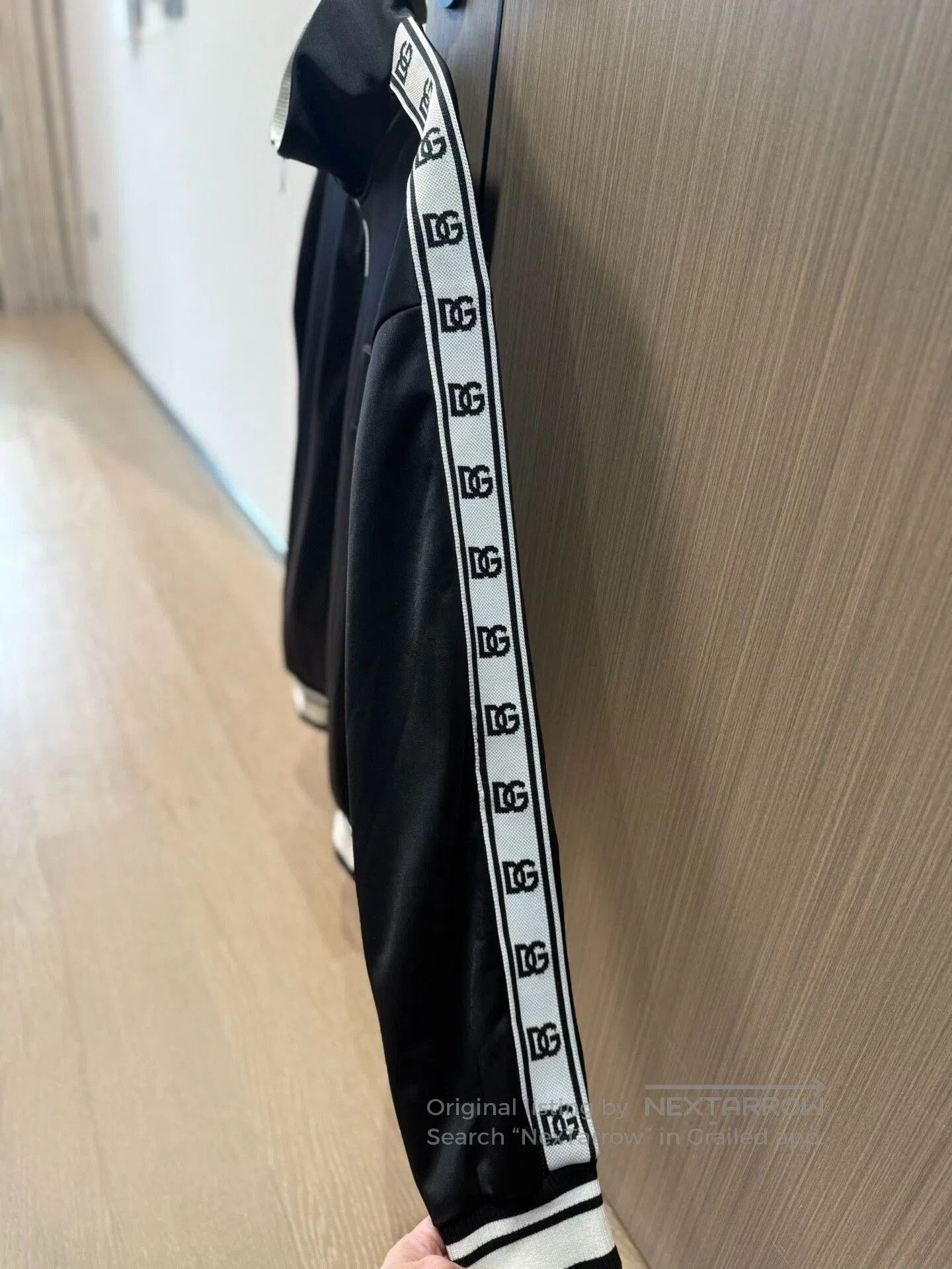 Dolce & Gabbana Dolce & Gabbana Black and White Jacket. Size US M / EU 48-50 / 2 - 6 Thumbnail