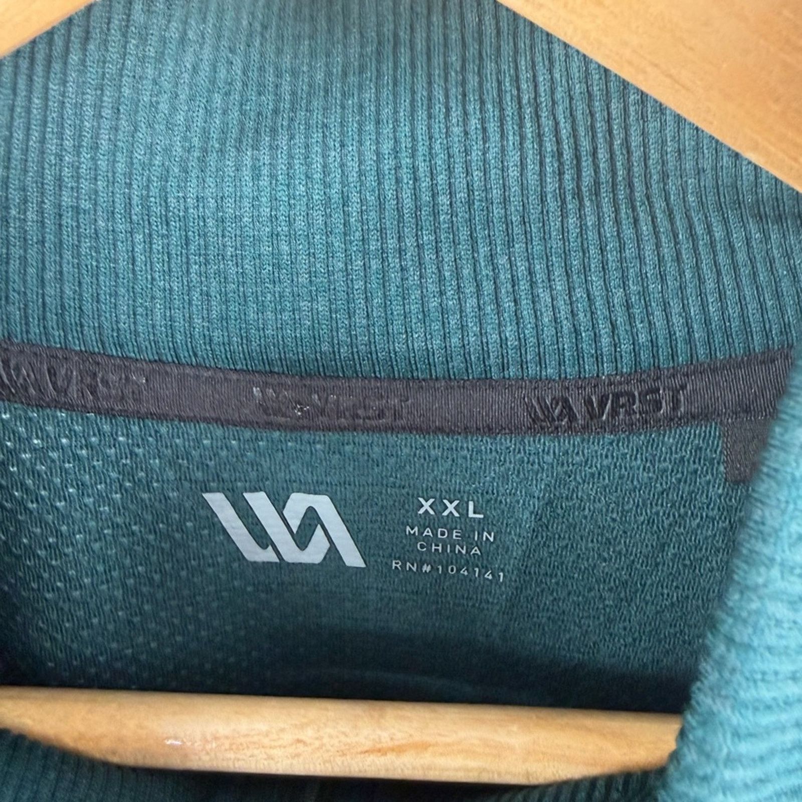 VSTR VRST men’s circuit seamless 1/4 zip pullover green dusk XXL Size US XXL / EU 58 / 5 - 2 Thumbnail