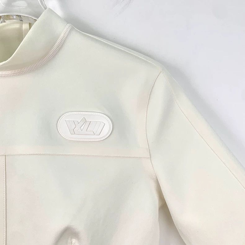 Louis Vuitton Louis Vuitton White label hem logo presbyopic short sleeve Size S / US 4 / IT 40 - 3 Thumbnail