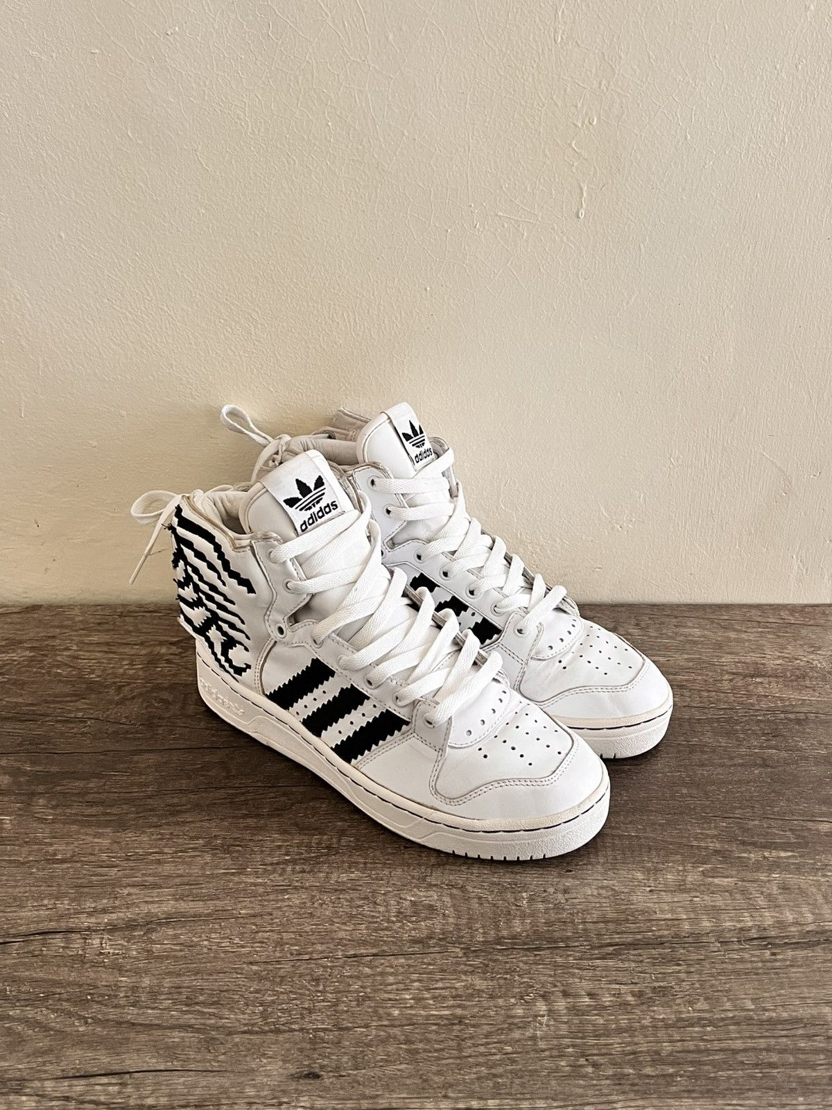 Adidas × Jeremy Scott Jeremy Scott Pixel RARE Size US 8 / EU 41 - 3 Thumbnail