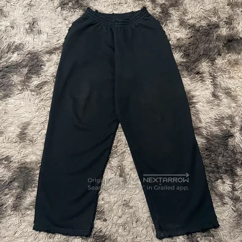 Balenciaga Balenciaga size S Destroyed and frayed elastic waistband p Size US 27 - 1 Thumbnail