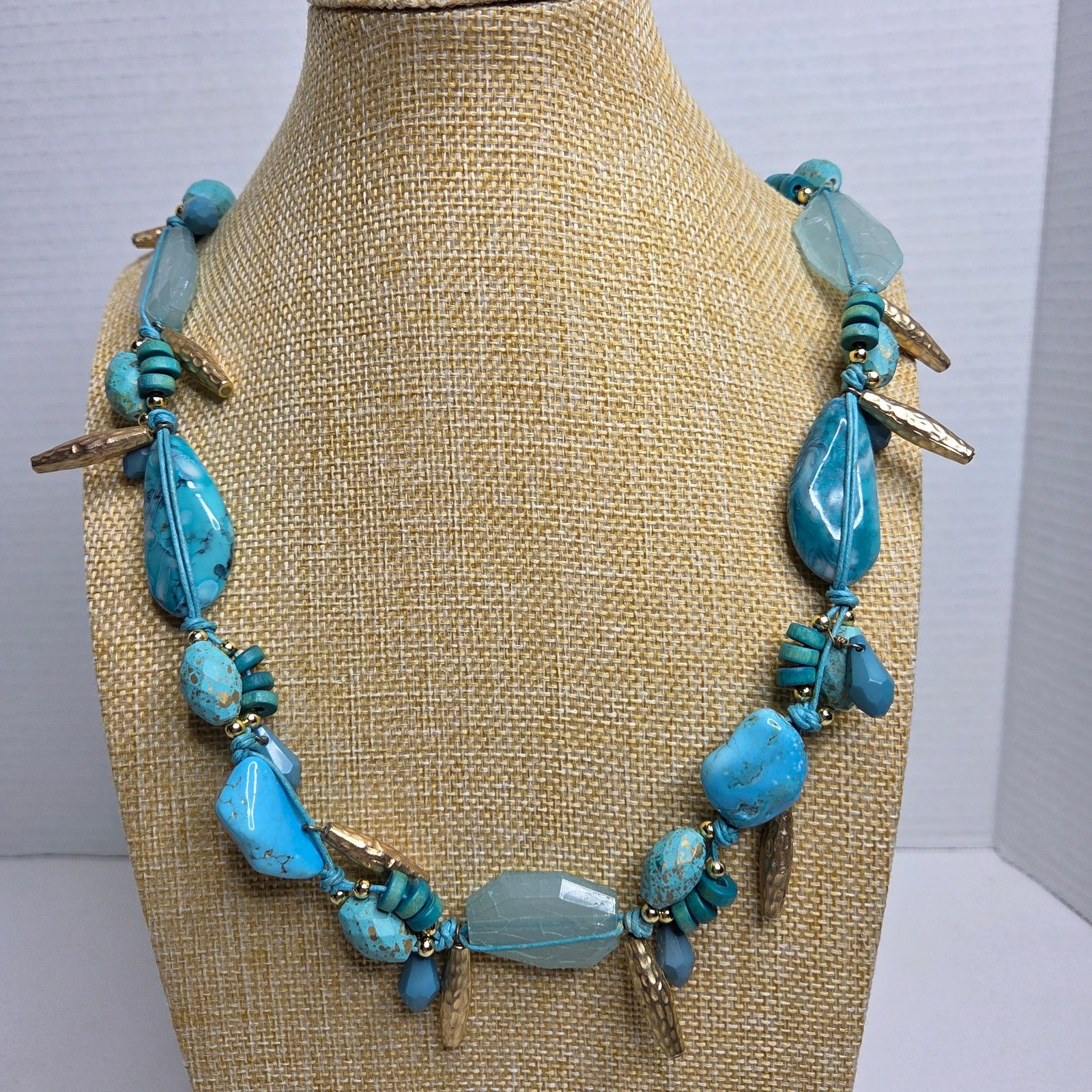 Chicos Chico's Costume Faux Turquoise Necklace W/ Gold Tone Accents Size ONE SIZE - 4 Thumbnail