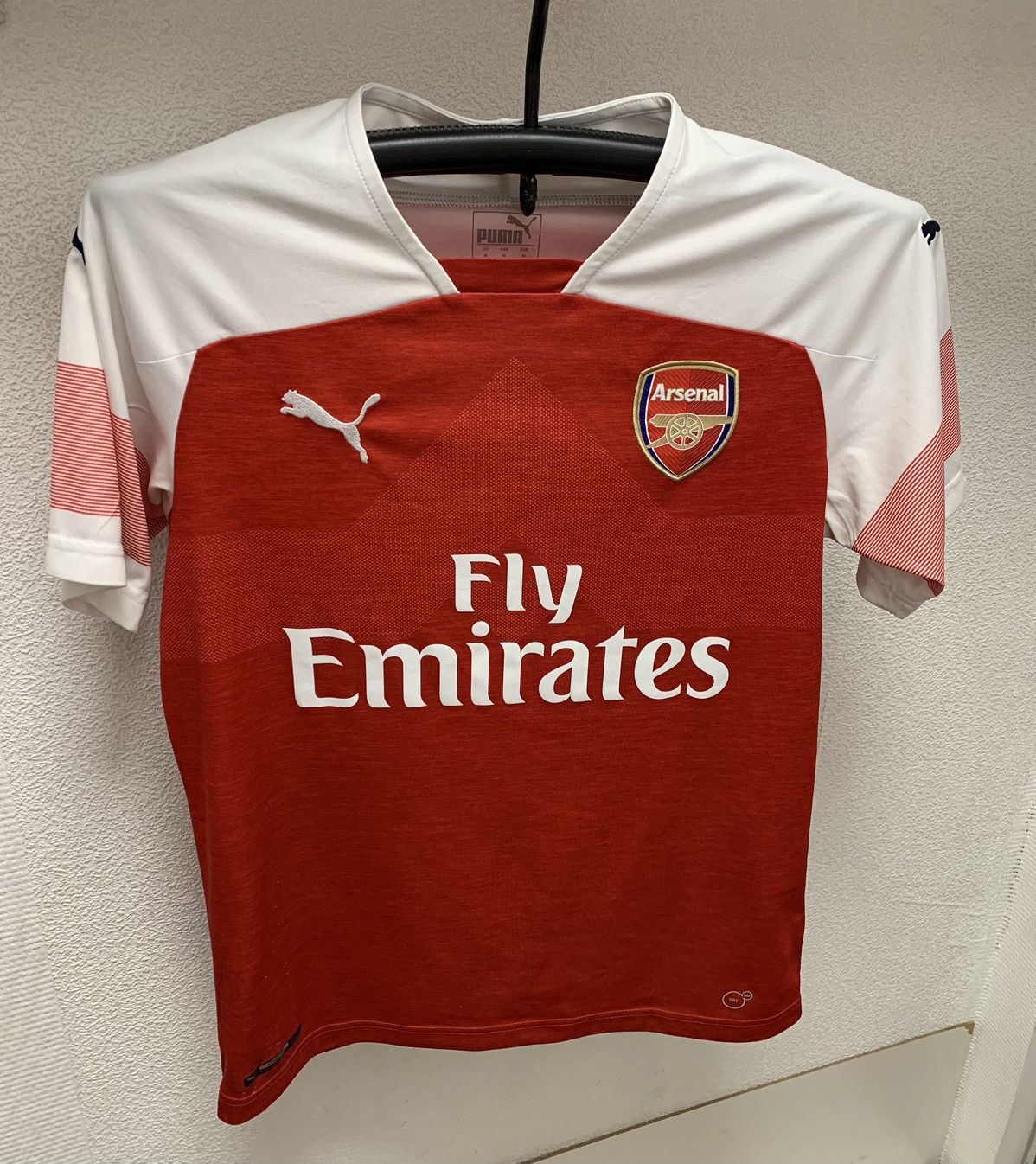 Puma Puma Arsenal soccer jersey M sz Size US M / EU 48-50 / 2 - 1 Thumbnail