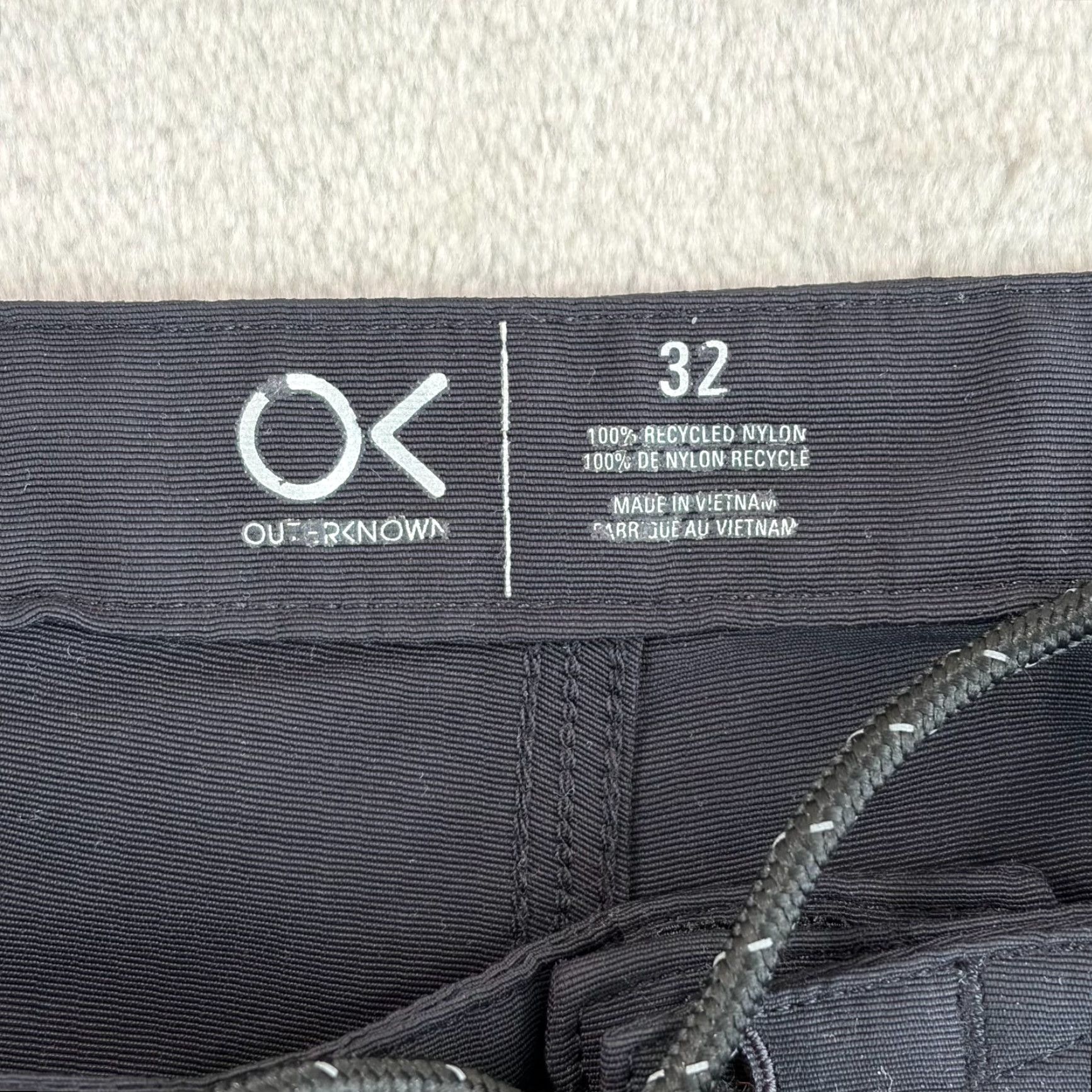Outerknown Outerknown Boardshorts Trunks Men 32x7.5 Black Nylon Pockets Drawcord Beach Surf Size US 32 / EU 48 - 2 Thumbnail