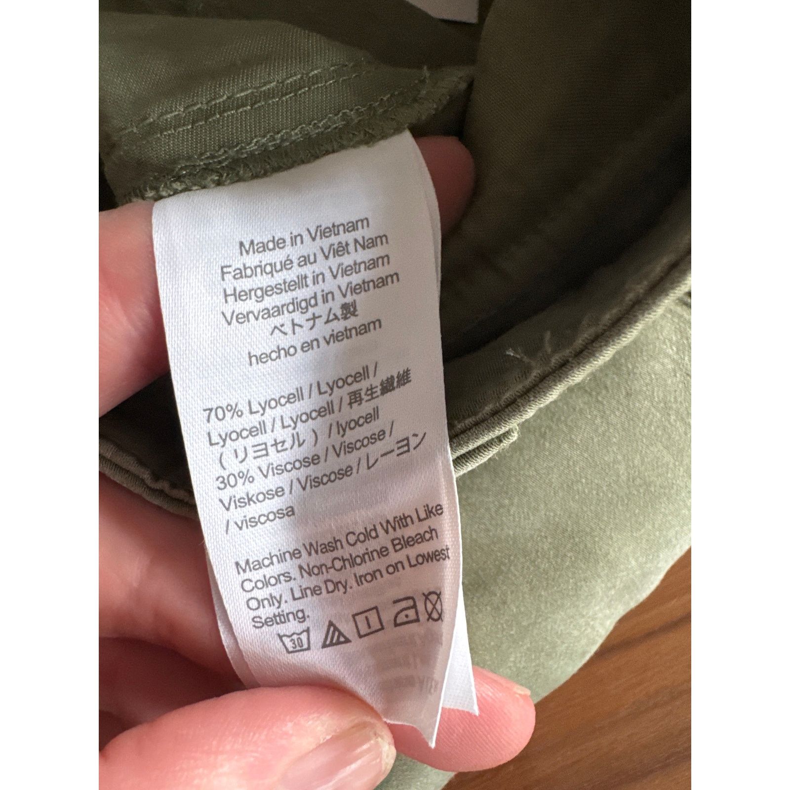 J.Crew J.CREW Drapey viscos blend twill pant Surplus Green Size 28" / US 6 / IT 42 - 8 Thumbnail