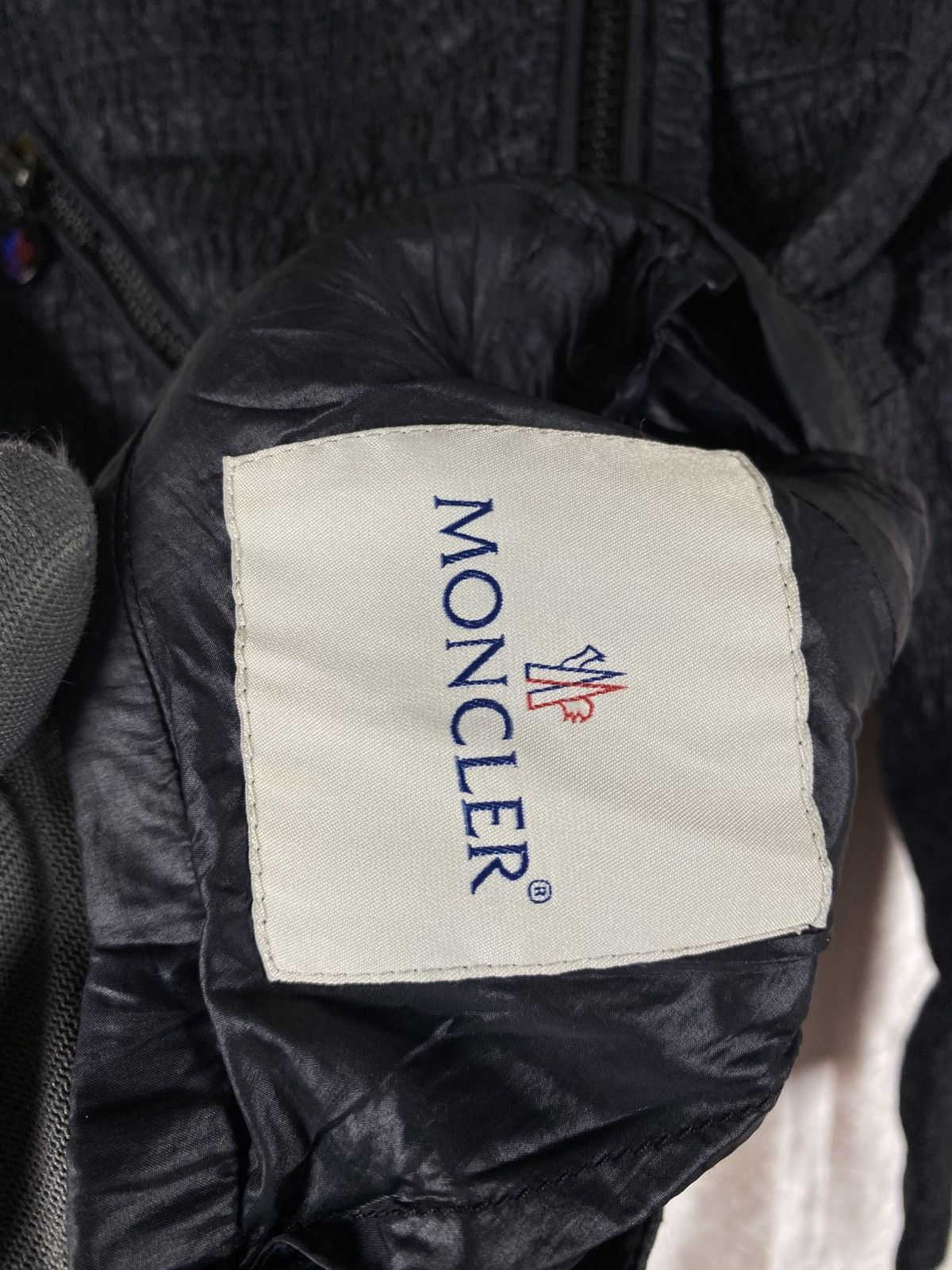 Moncler Moncler Asymmetrical Zip Women’s Technical Designer Jacket Size XS / US 0-2 / IT 36-38 - 11 Thumbnail
