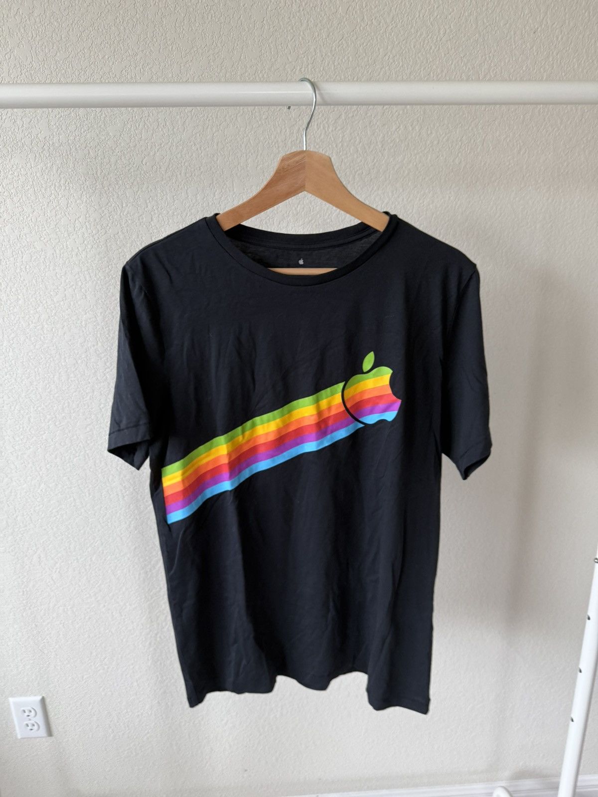 Apple Rainbow Stripe T-shirt Size US M / EU 48-50 / 2 - 2 Thumbnail