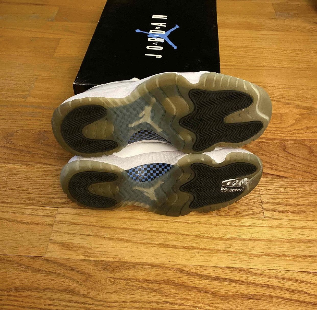 Jordan Brand Air Jordan 11 Retro Low Legend Blue AC2187-117 Men's Sz 10.5 Size US 10.5 / EU 43-44 - 5 Thumbnail