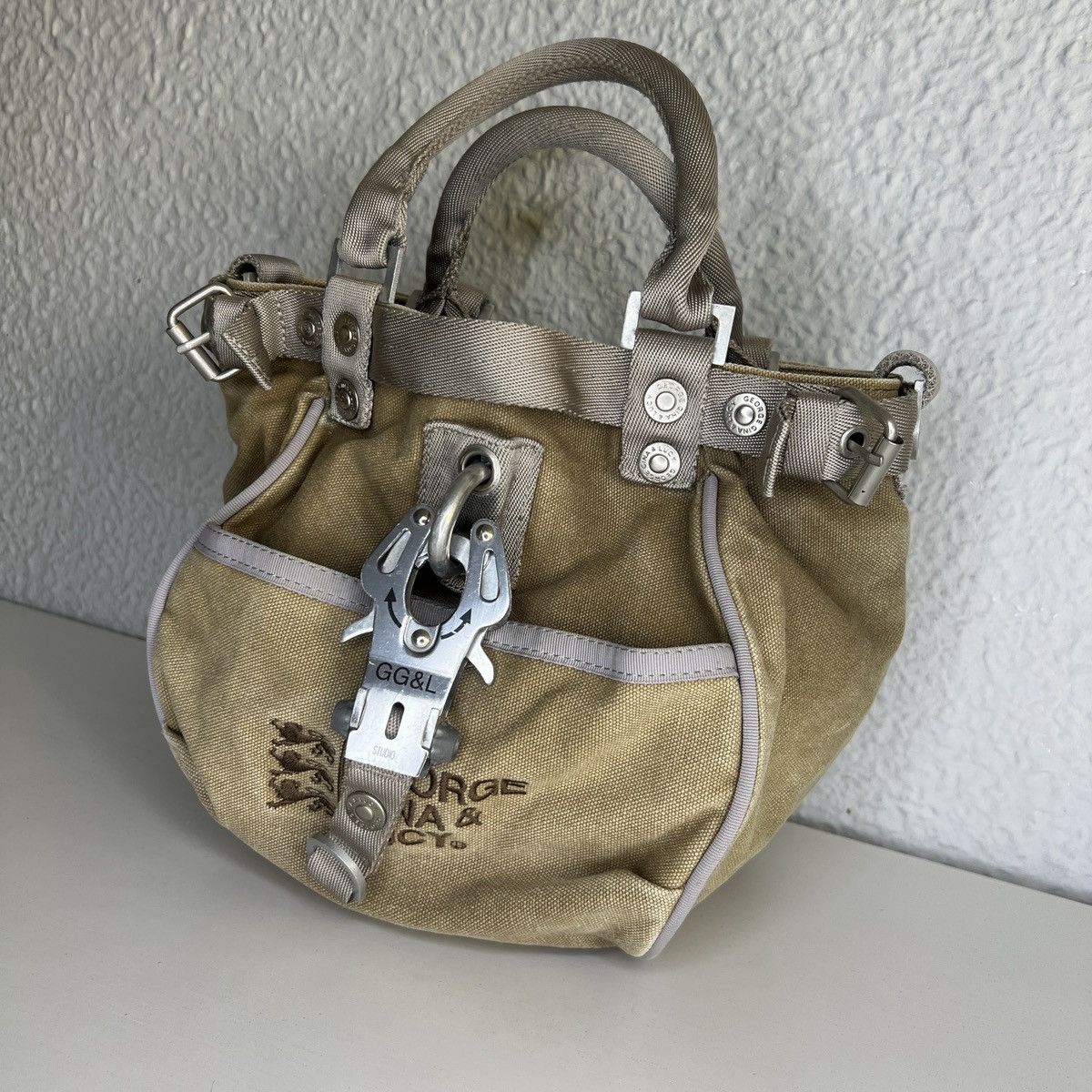 George Gina & Lucy George Gina Lucy GGL Shoulder Mini Beige Vintage Handle Bag Size ONE SIZE - 3 Thumbnail