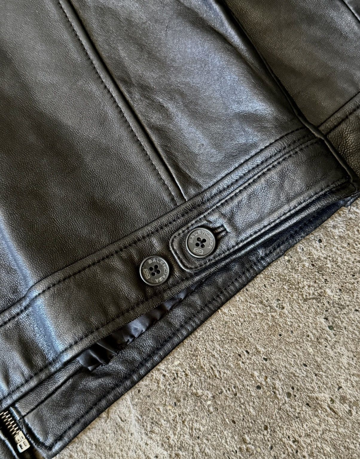 Balenciaga Balenciaga - 1997 - Nicolas Ghesquière-Zip Up Leather Jacket Size US L / EU 52-54 / 3 - 17 Thumbnail