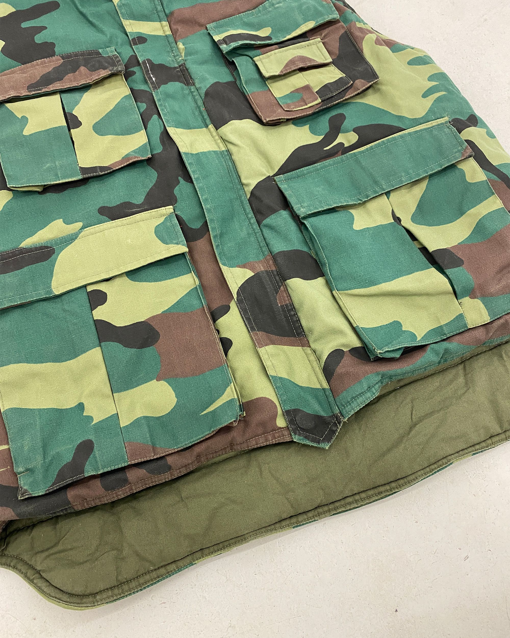 Vintage 1990s U.S.M.C. Survival M-89 Camo Padded Vest Size US M / EU 48-50 / 2 - 5 Thumbnail