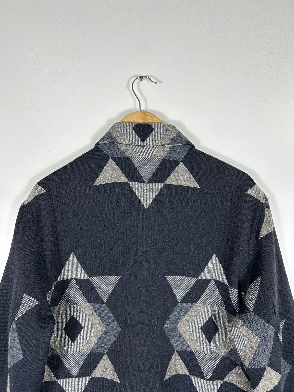 Zara ZARA Geometric Pattern Padded Jacket Abstract Triangle Print Size US L / EU 52-54 / 3 - 17 Thumbnail