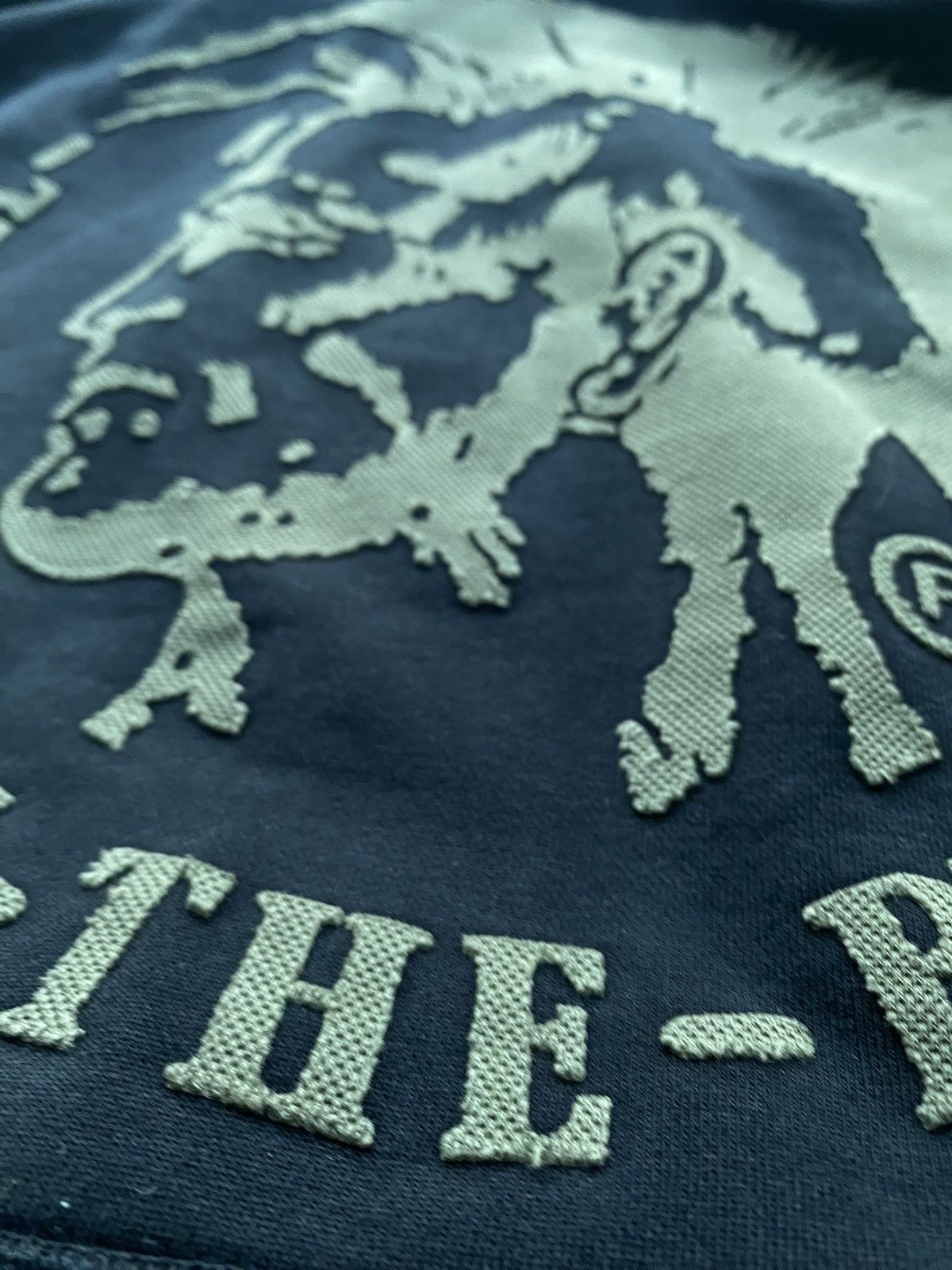 20471120 × Diesel 🔥DIESEL OPIUM PUNK GOTHIC BIG LOGO RAP HOODIE Y2K MENS RARE Size US M / EU 48-50 / 2 - 7 Thumbnail