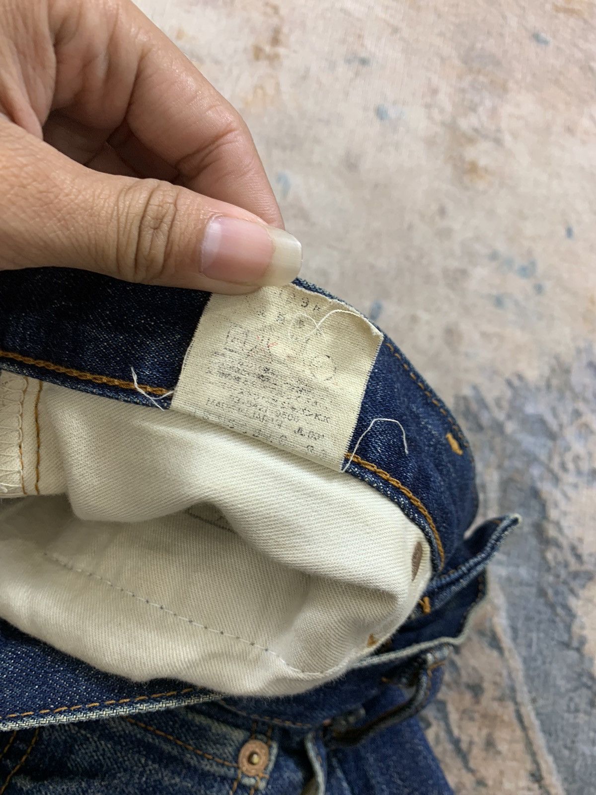 Levi's Vintage Levis 502 Big E selvedge Button J22 Denim Jeans Size US 30 / EU 46 - 7 Thumbnail