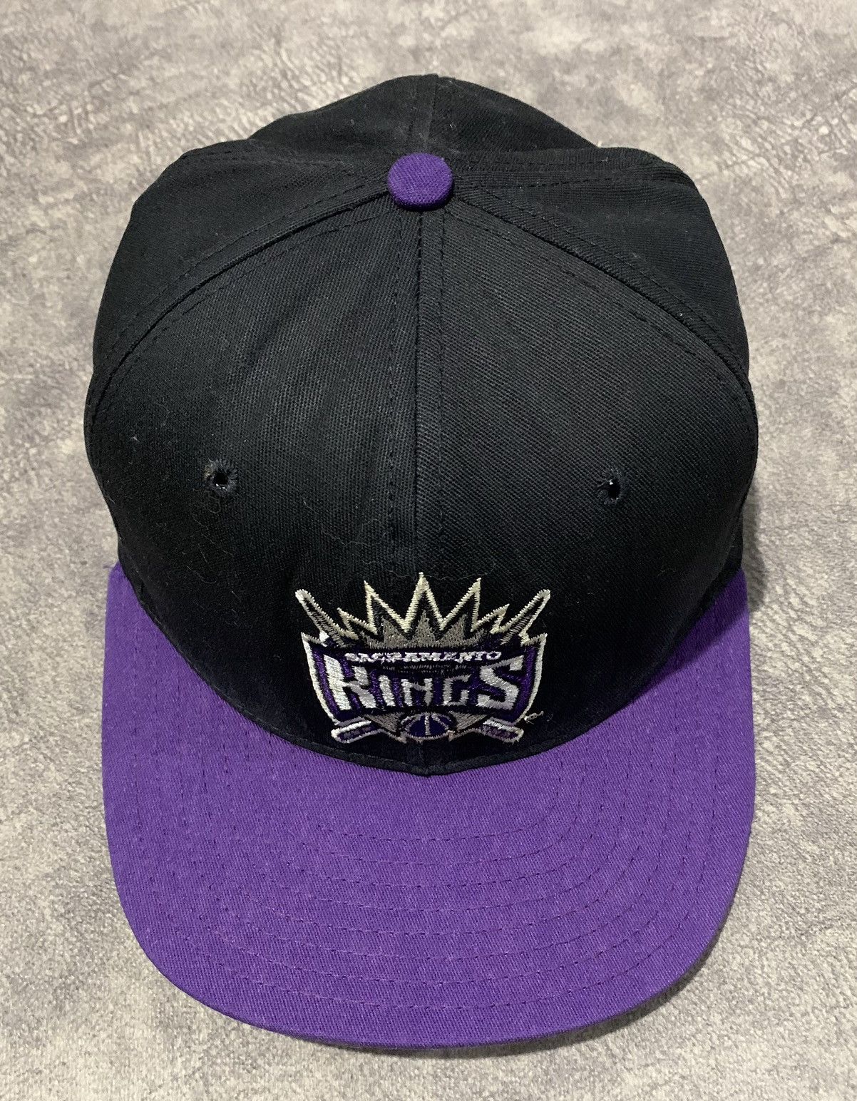 NBA × Vintage Vintage Sacramento Kings AJD Snapback OSFA Hat Cap Size ONE SIZE - 2 Thumbnail