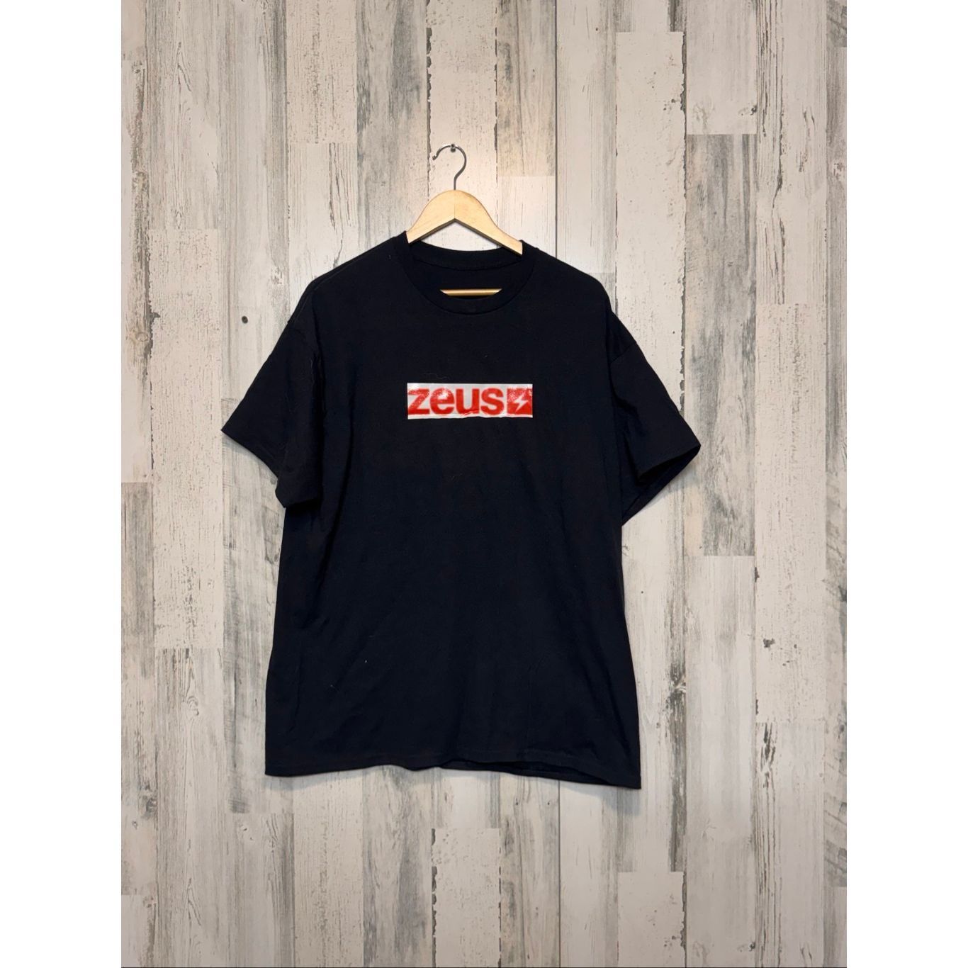 Other Black Zeus Graphic Tee Men’s 2XL – Streetwear Logo T-Shirt Size US XXL / EU 58 / 5 - 2 Thumbnail