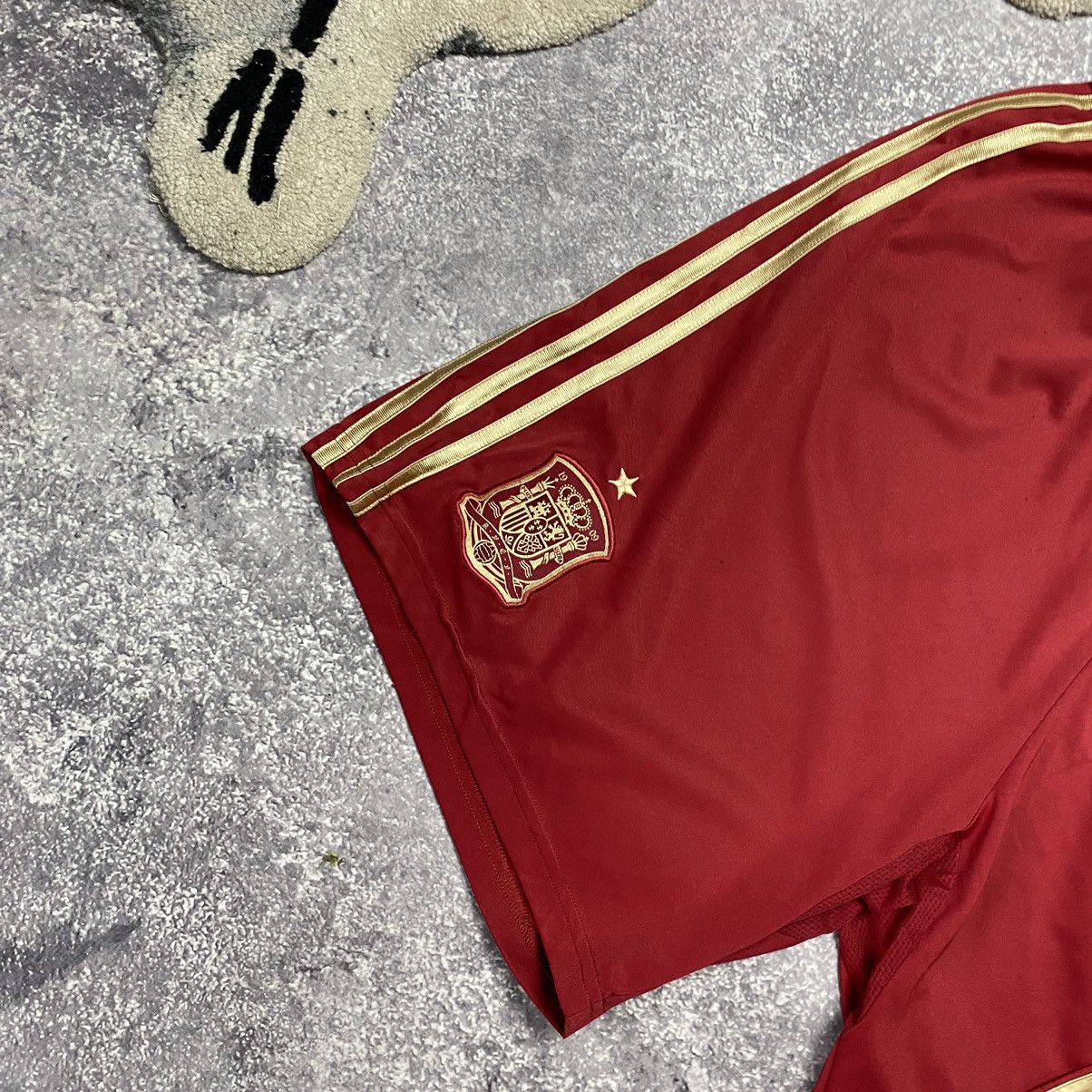 Vintage Vintage Adidas Spain 2013 National Football team shorts Size US 34 / EU 50 - 3 Thumbnail