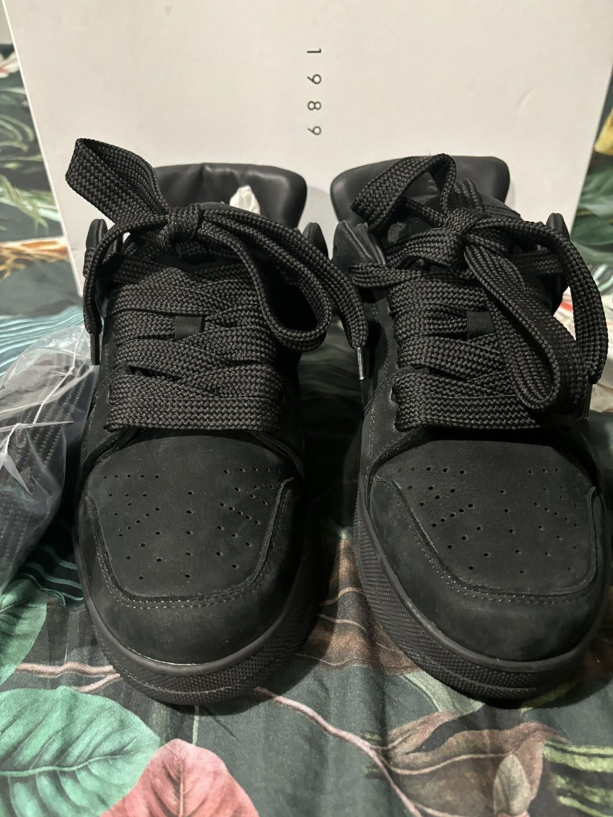 1989 STUDIO Skate Low V-2 1989 STUDIO Size US 9 / EU 42 - 3 Thumbnail