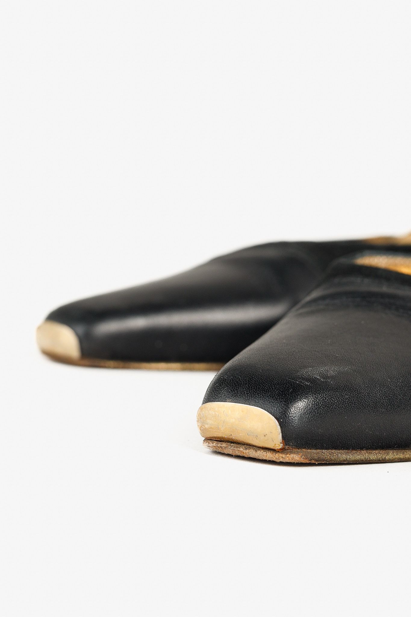 Gucci × Tom Ford Gucci Tom Ford Era Black-Suede Pointed Toe Kitten Heels Size US 7 / IT 37 - 7 Thumbnail