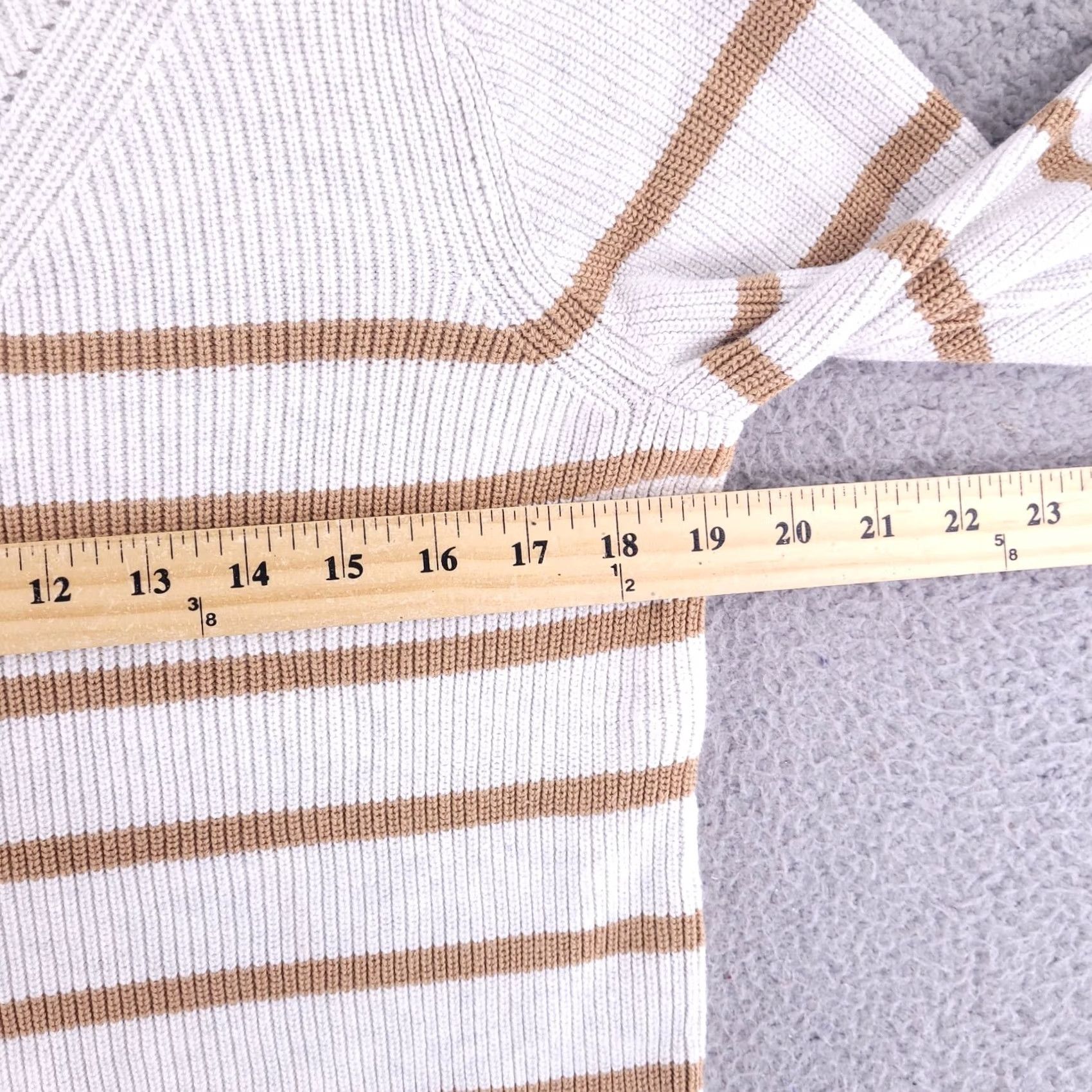 Banana Republic Banana Republic Sweater Womens Medium Knit White Golf Knit Old Money Pullover Size M / US 6-8 / IT 42-44 - 5 Thumbnail