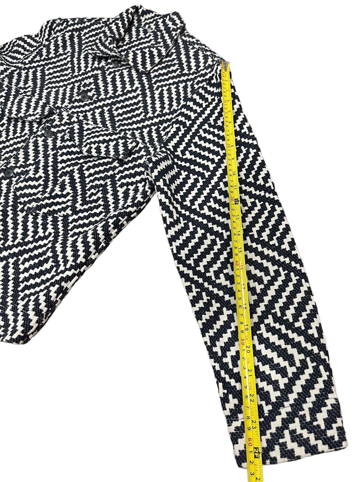 Japanese Brand Japanese Brand Double Pocket Zig Zag Pattern Crochet Jacket Size US M / EU 48-50 / 2 - 17 Thumbnail