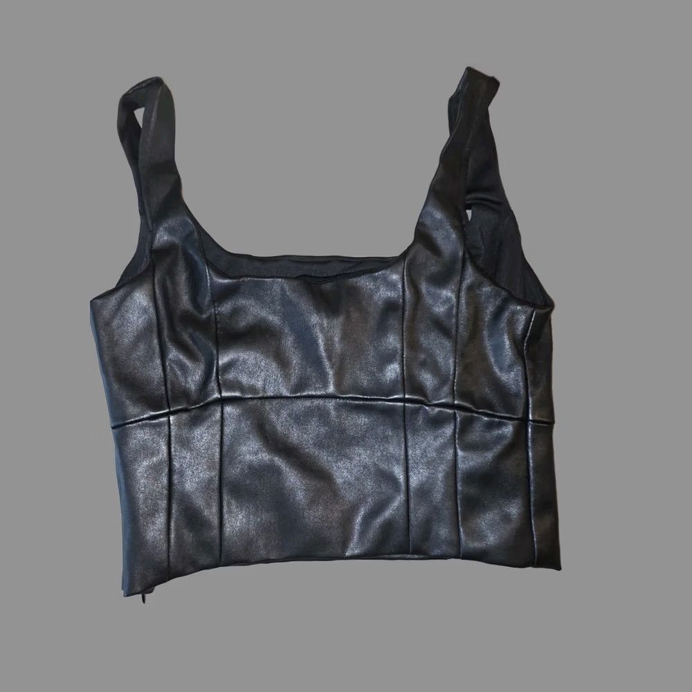 Forever 21 Forever 21 Faux Leather Crop Top Tank Sleeveless Brown M Medium Black Womens Cropped Party Adjustable Strap Stretch Size M / US 6-8 / IT 42-44 - 1 Thumbnail