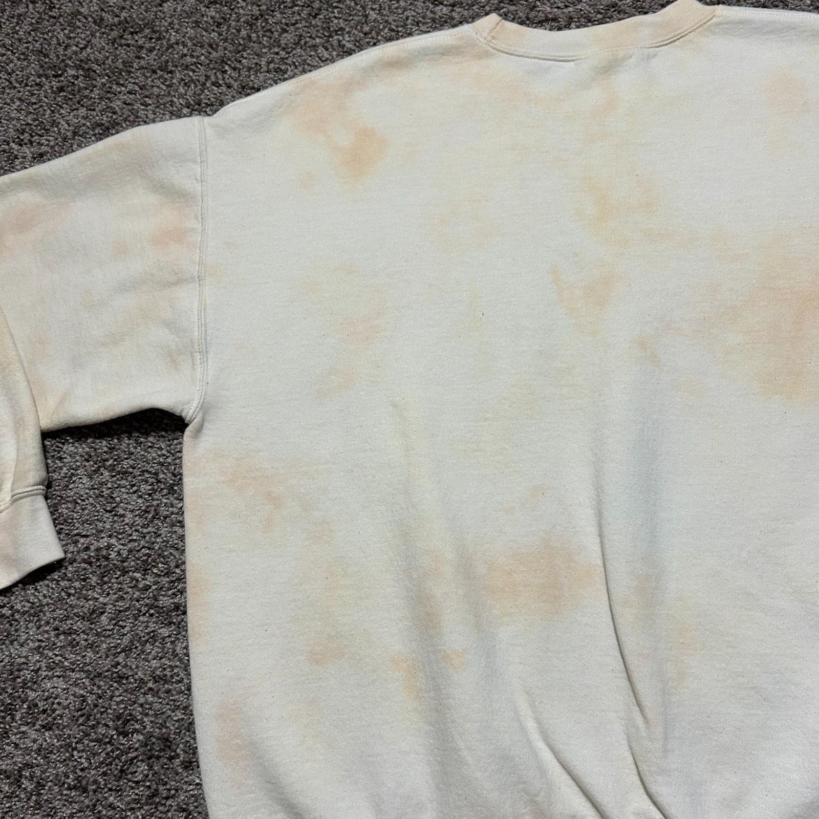 Vintage Vintage Thrashed Crewneck Sweatshirt Plain White 90s y2k Size US L / EU 52-54 / 3 - 10 Thumbnail