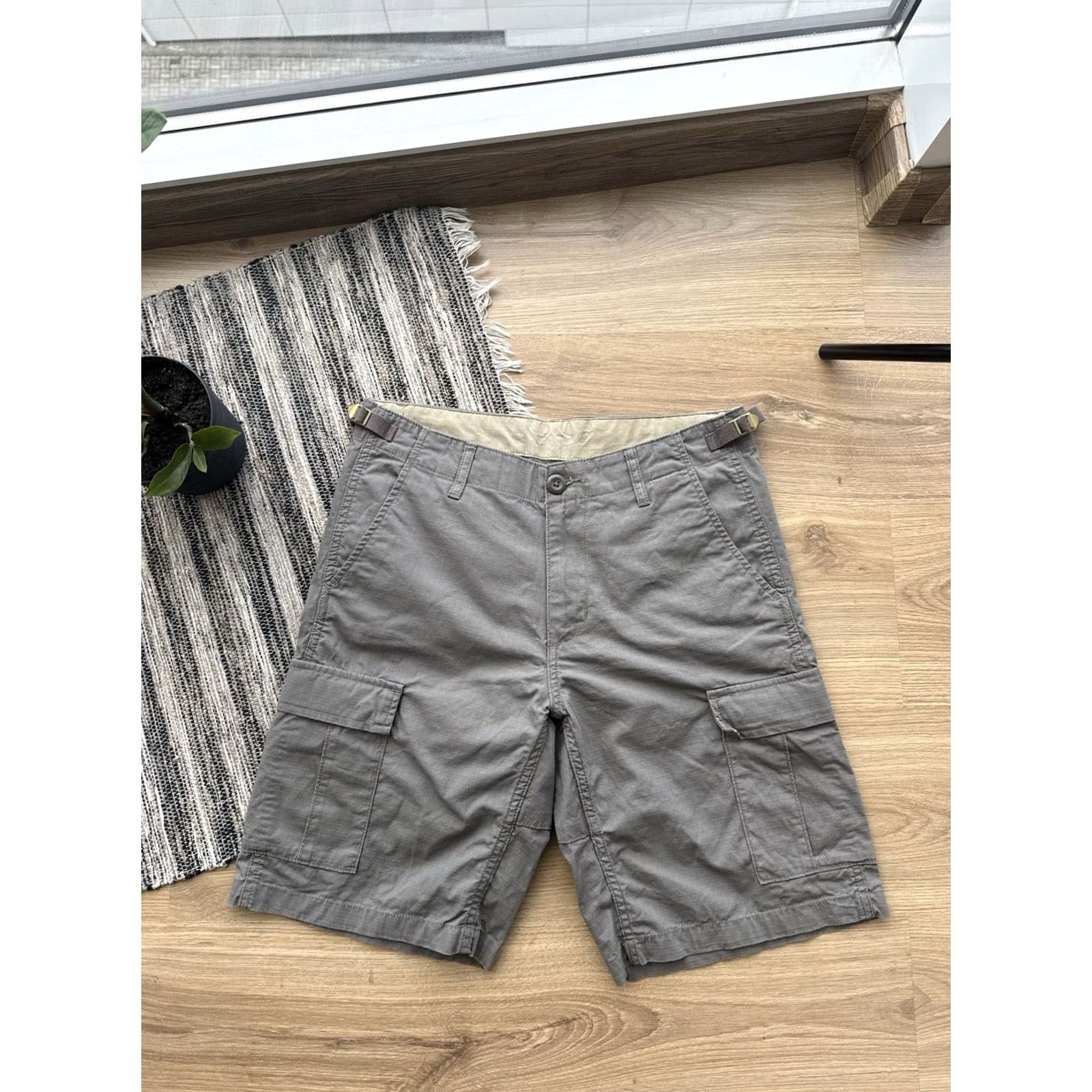 Carhartt VINTAGE Carhartt Aviation Cargo Bermuda Shorts Mens Size 30 Gray 90s 80s Retro USA Outdoor Cargo Style Logo Theme Size US 29 - 4 Thumbnail