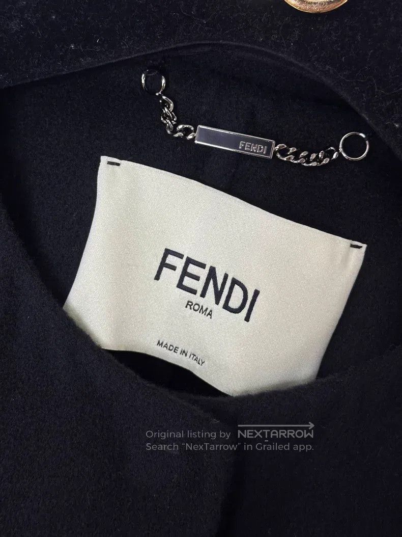 Fendi Fendi Black and white mixed fur with fur pocket black cape Size XS / US 0-2 / IT 36-38 - 2 Thumbnail