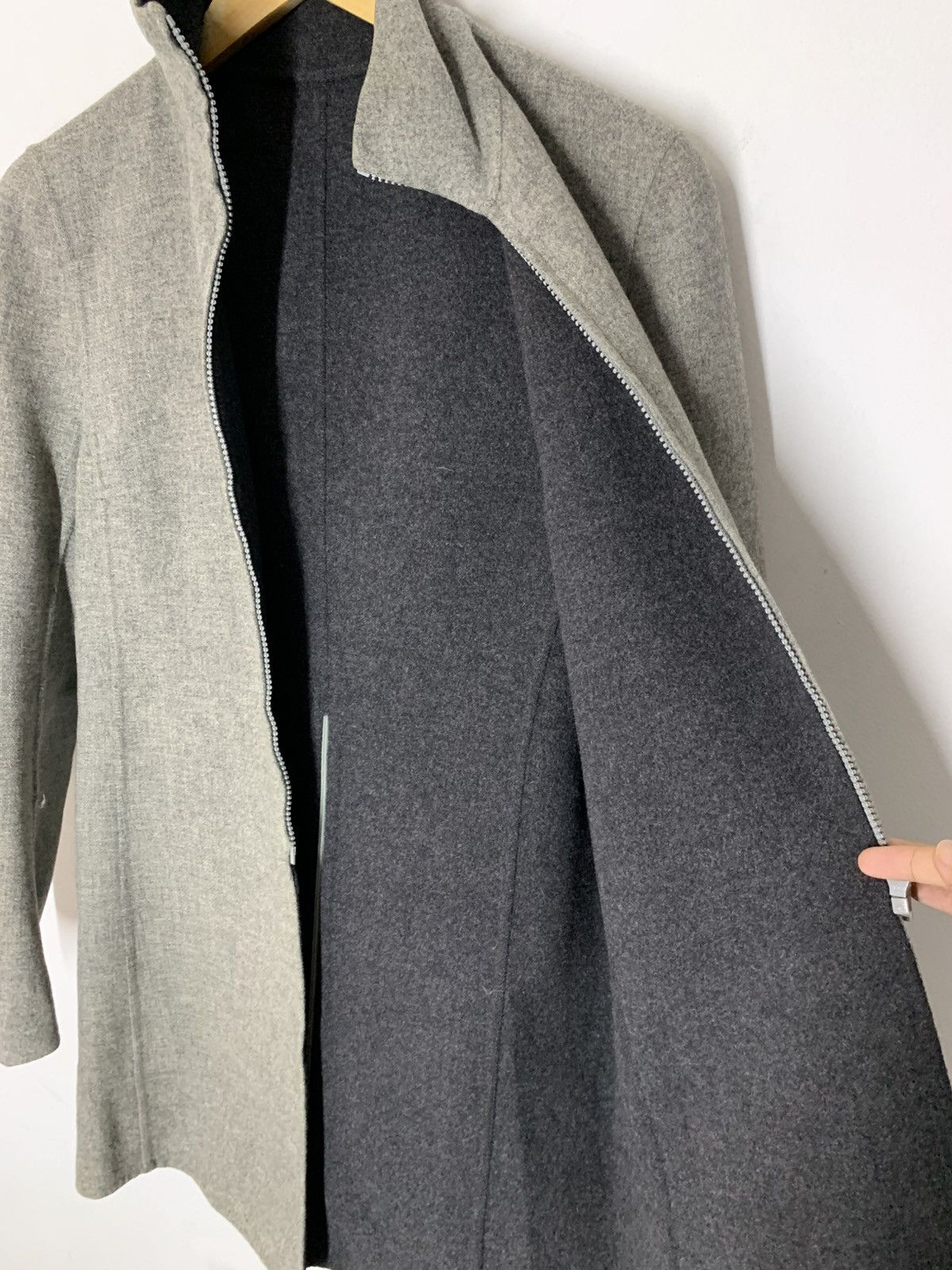 Costume National Costume National Minimalist Mid-Length Coat Made In Italy Size US S / EU 44-46 / 1 - 10 Thumbnail