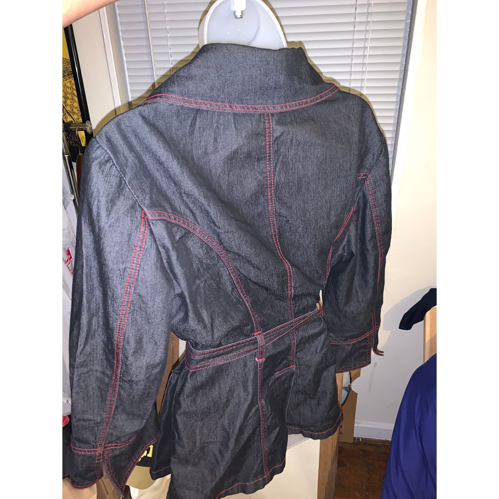 Other × Vintage Bisou Bisou Denim Jacket Belted Dark Wash Red Stitch L Y2K Size L / US 10 / IT 46 - 14 Thumbnail