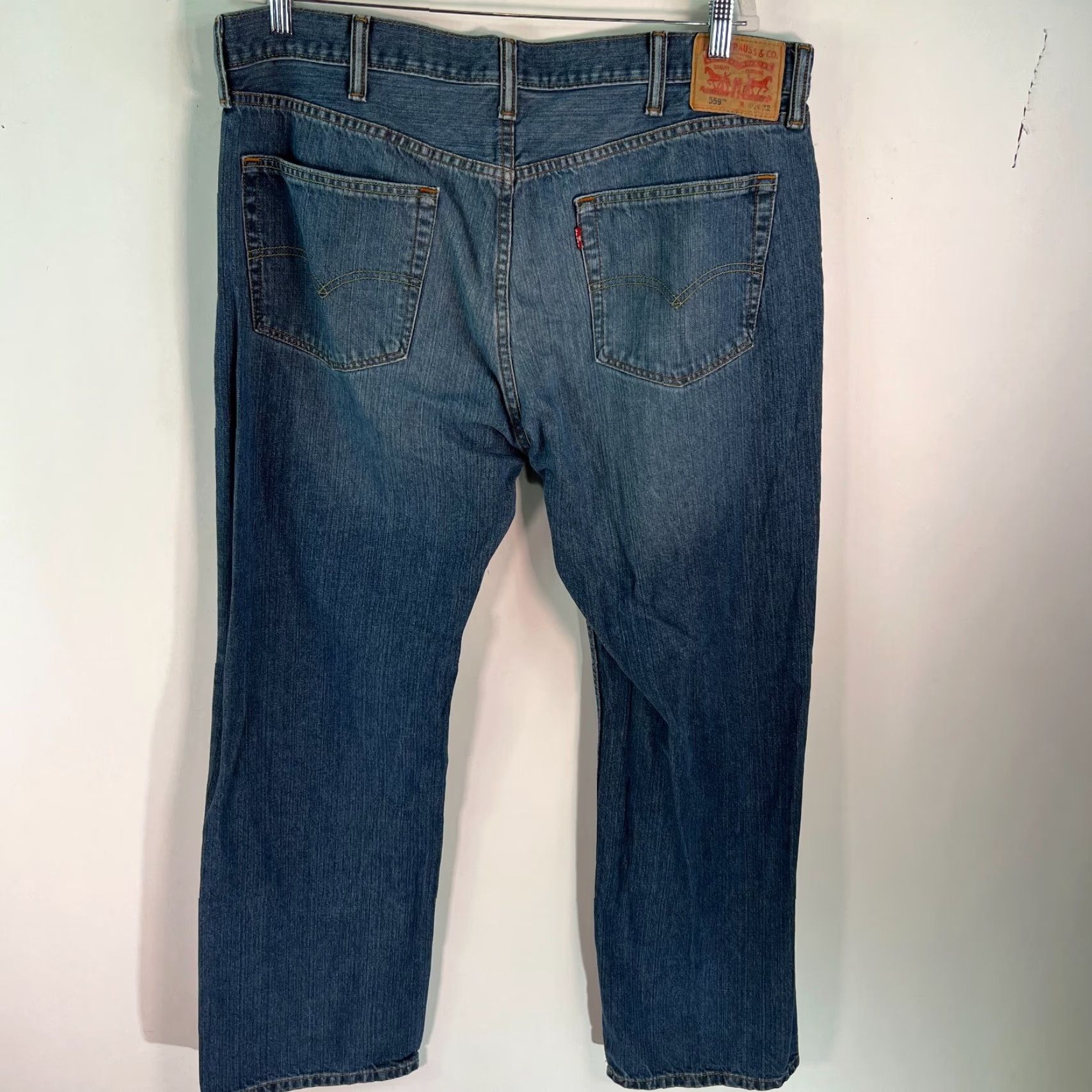 Levi's Levi's 559 Mens Denim Blue Flat Front Straight Jeans Size 40X32 Denim Blue 559 Jeans Mens Regular 40 32 Blue 5-Pocket Design C Size US 40 / EU 56 - 2 Thumbnail