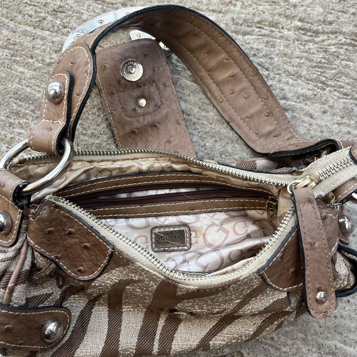 Guess Vintage Y2k Big G Guess Size ONE SIZE - 7 Thumbnail