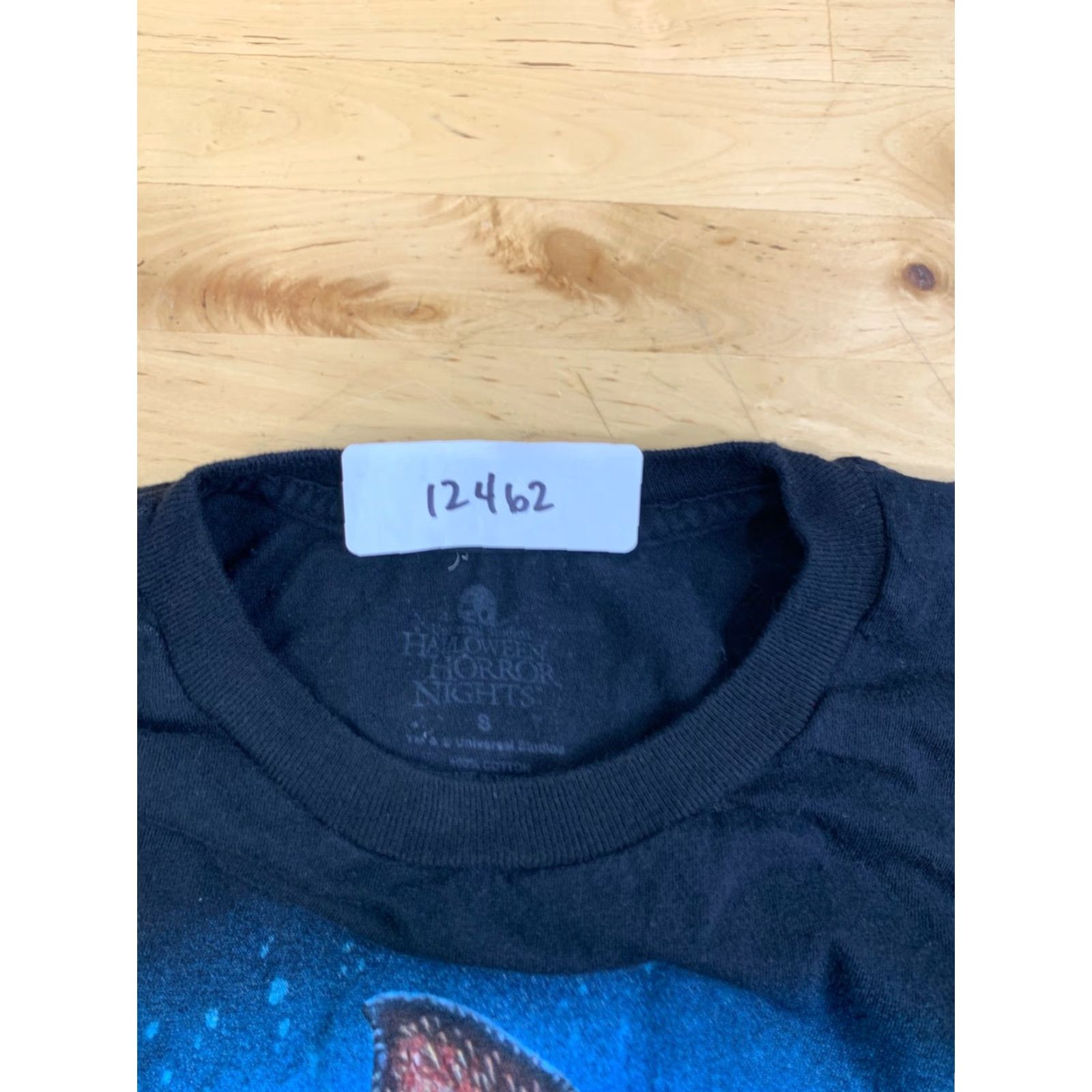Vintage **Universal Studios Halloween Horror Nights T-Shirt Mens S Black** User: Universal Studios Halloween Horror Nights T-Shirt Mens S Black Size US S / EU 44-46 / 1 - 2 Thumbnail