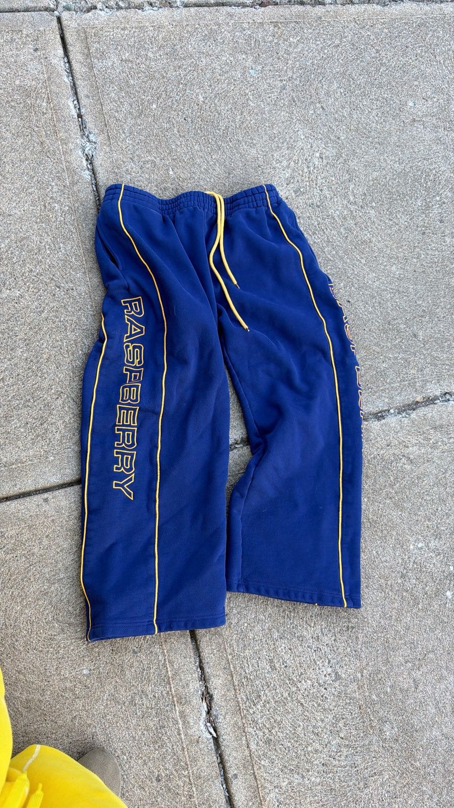 The GV Gallery The Gv Gallery Fonzy William sweats Size US 34 / EU 50 - 2 Thumbnail
