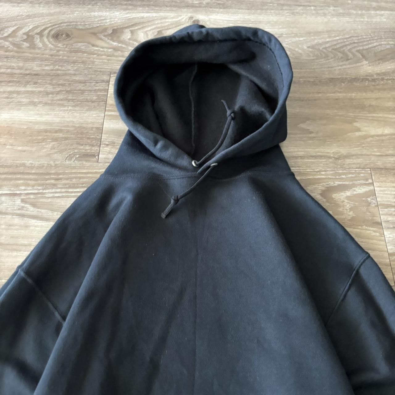Russell Athletic Crazy Vintage Y2K/2000s Black Blank Russell Style Essential Pullover Hoodie! Size M Size US M / EU 48-50 / 2 - 2 Thumbnail