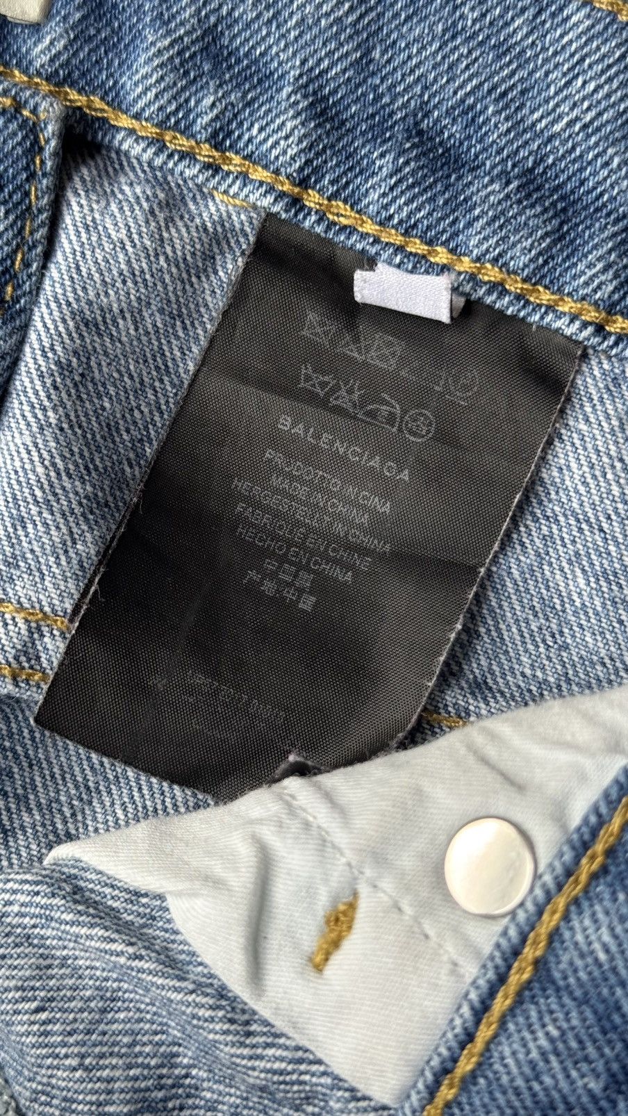 Balenciaga 2017 BALENCIAGA BY DEMNA GVASALIA BLUE JEANS Size 31" - 10 Thumbnail